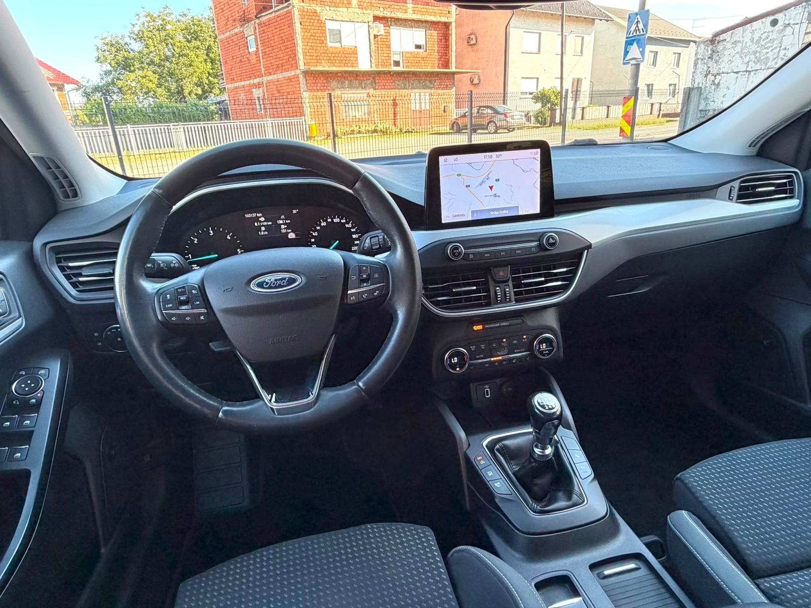 Ford Focus 2.0 TDCi Titanium Matrix svjetla, fotografija 13