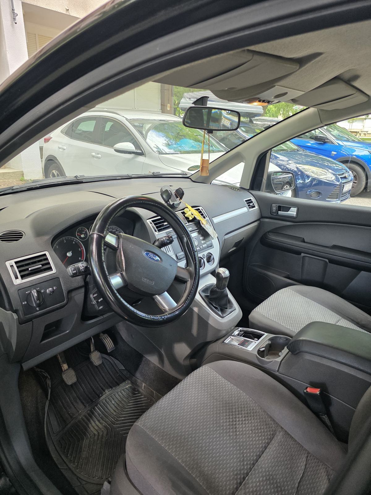 Ford Focus C-Max 1,6 TDCi, fotografija 4
