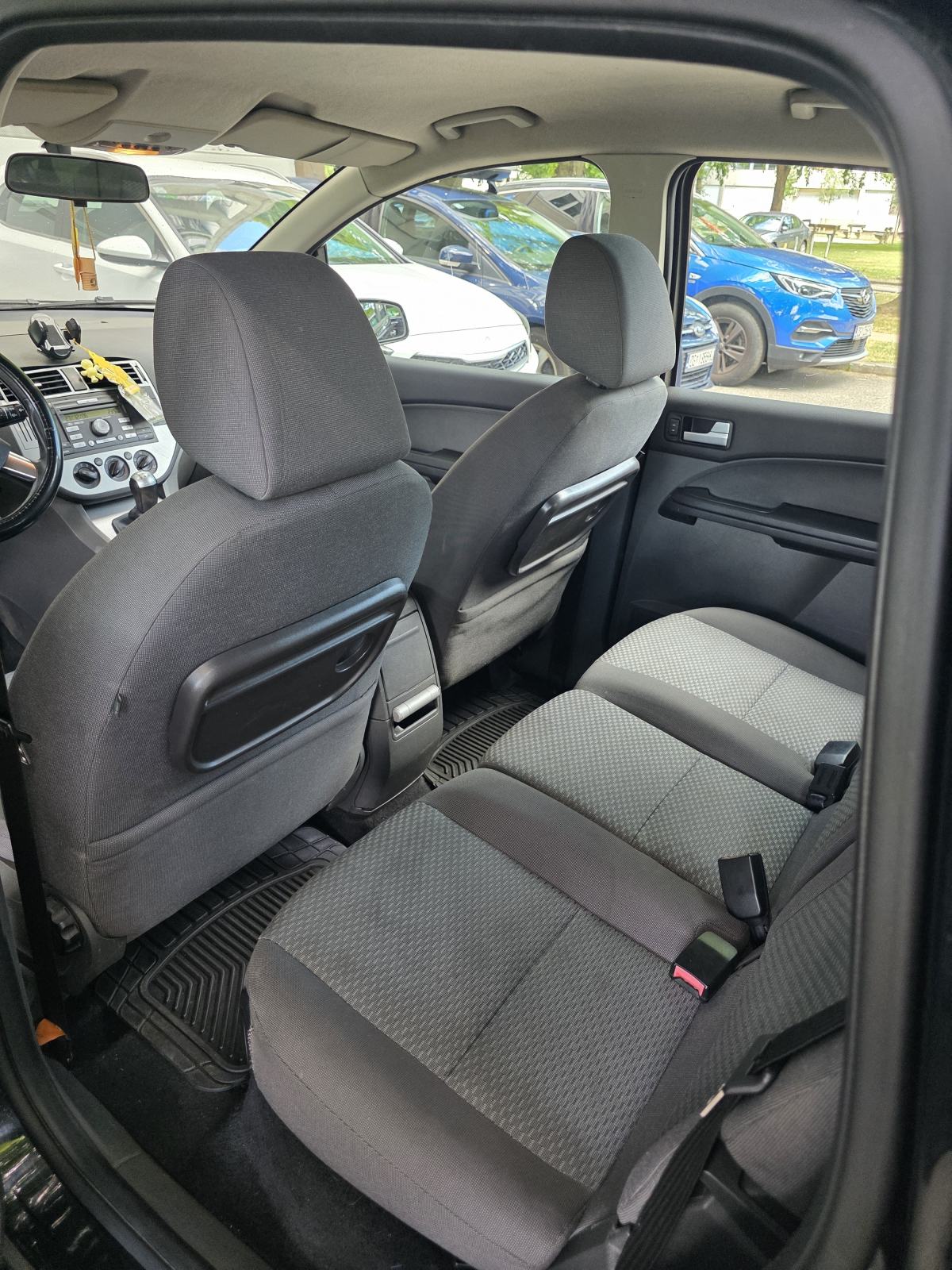 Ford Focus C-Max 1,6 TDCi, fotografija 6