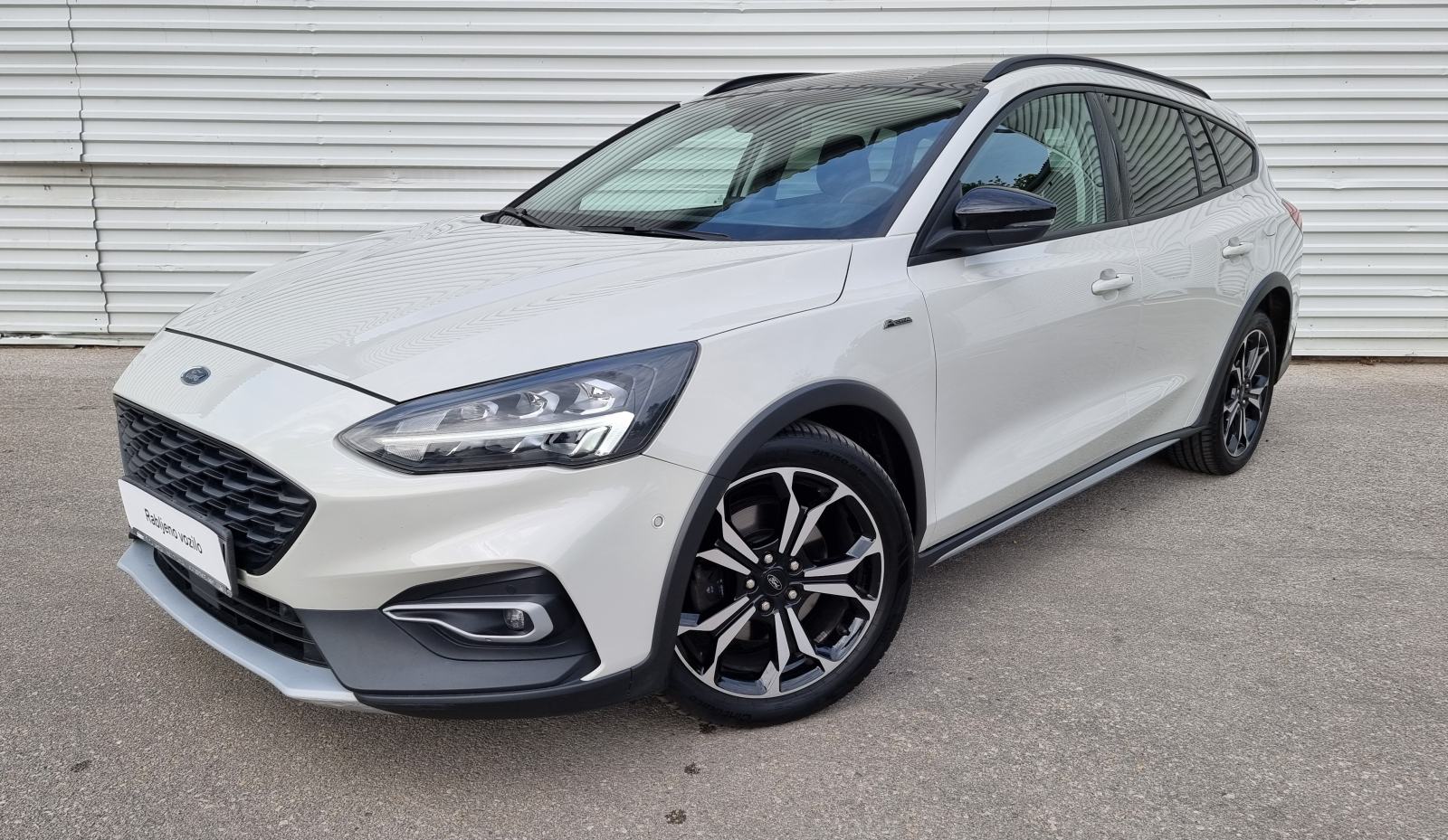 Ford Focus Karavan 1,0 EcoBoost Active B&O "1.Vl. Nije uvoz 75.664 km", fotografija 1