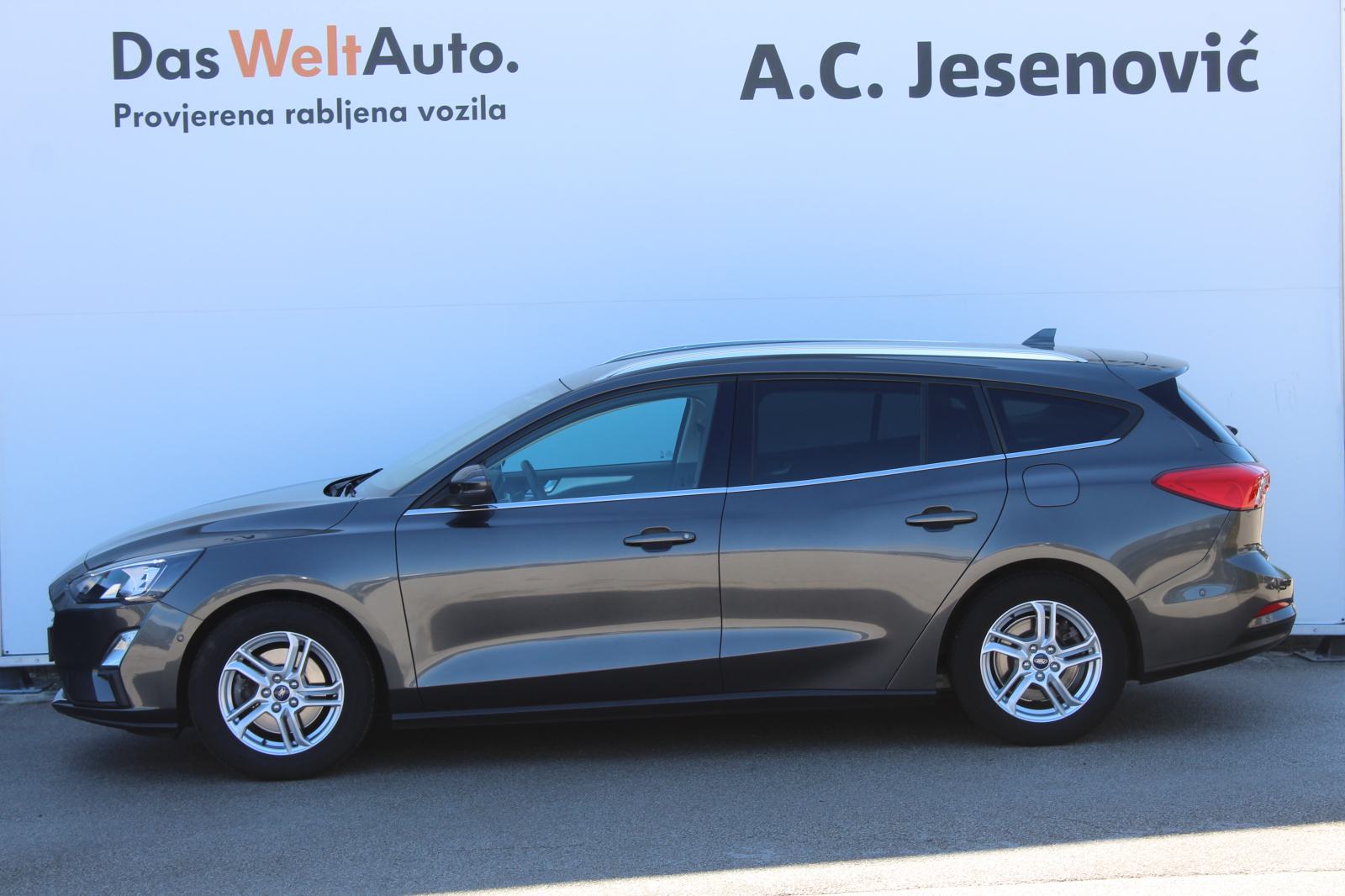 Ford Focus Karavan 1,0 EcoBoost Groove Edition, fotografija 6