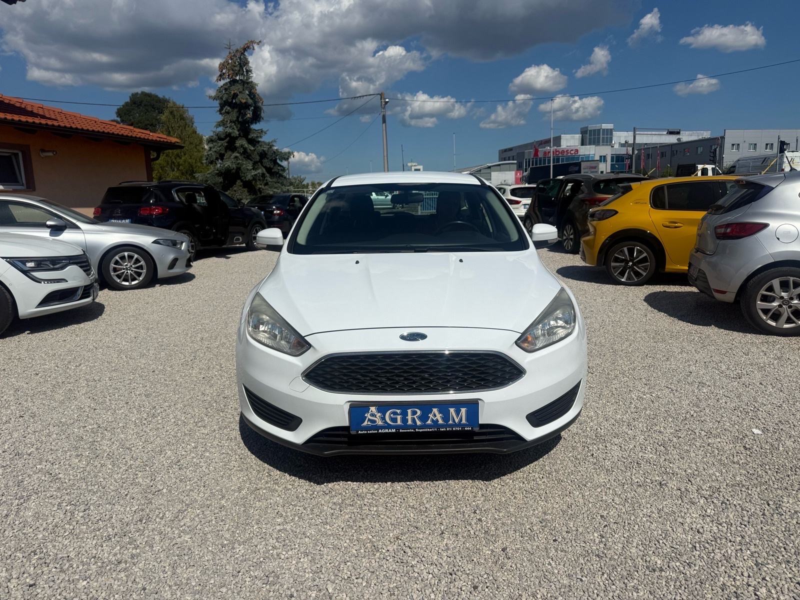 Ford Focus Karavan 1,0 GTDi*PRVI VLASNIK*KLIMA*KUPLJEN U HR*SERVISNA*, fotografija 3