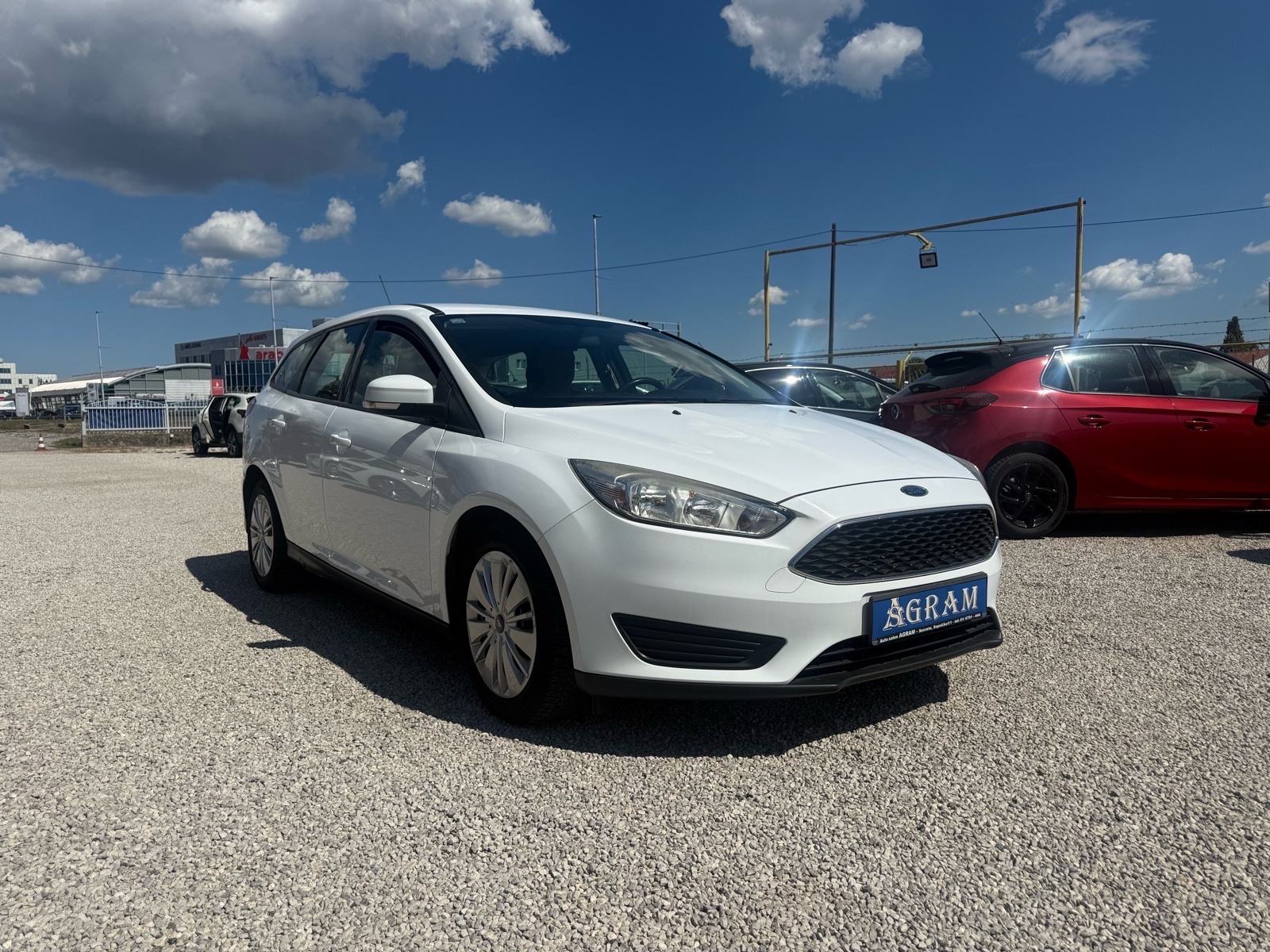 Ford Focus Karavan 1,0 GTDi*PRVI VLASNIK*KLIMA*KUPLJEN U HR*SERVISNA*, fotografija 4