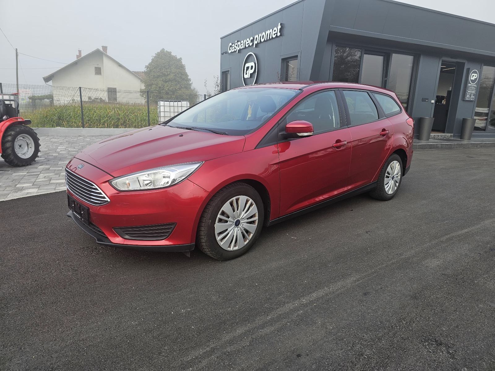 Ford Focus Karavan 1,0 EcoBoost ***KARTICE***, fotografija 9