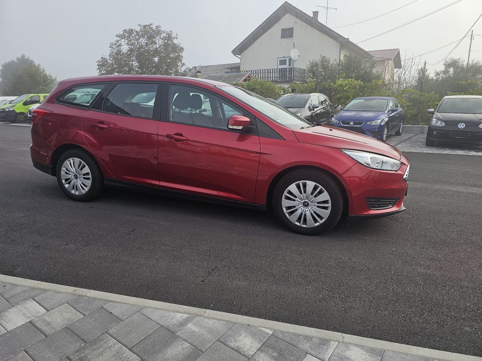 Ford Focus Karavan 1,0 EcoBoost ***KARTICE***, fotografija 6