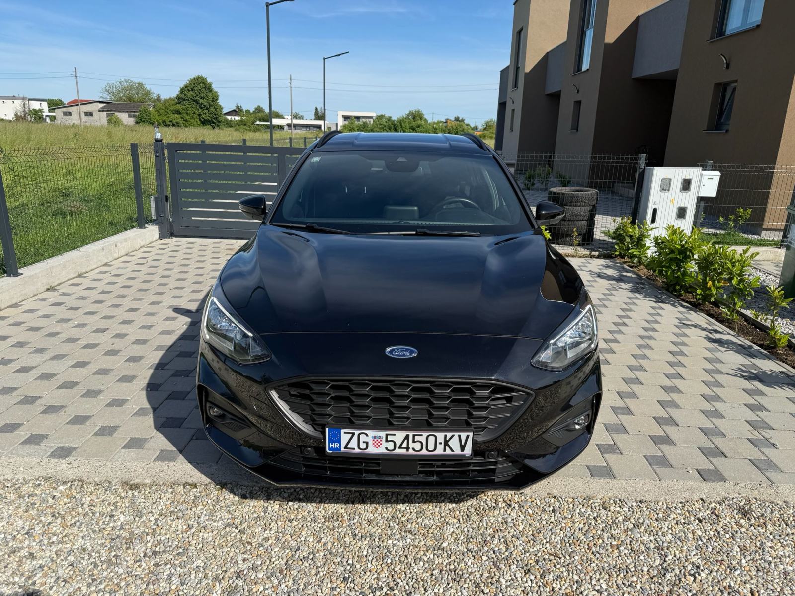 Ford Focus Karavan 1,0 ST-line 150.000km 114kW, fotografija 4