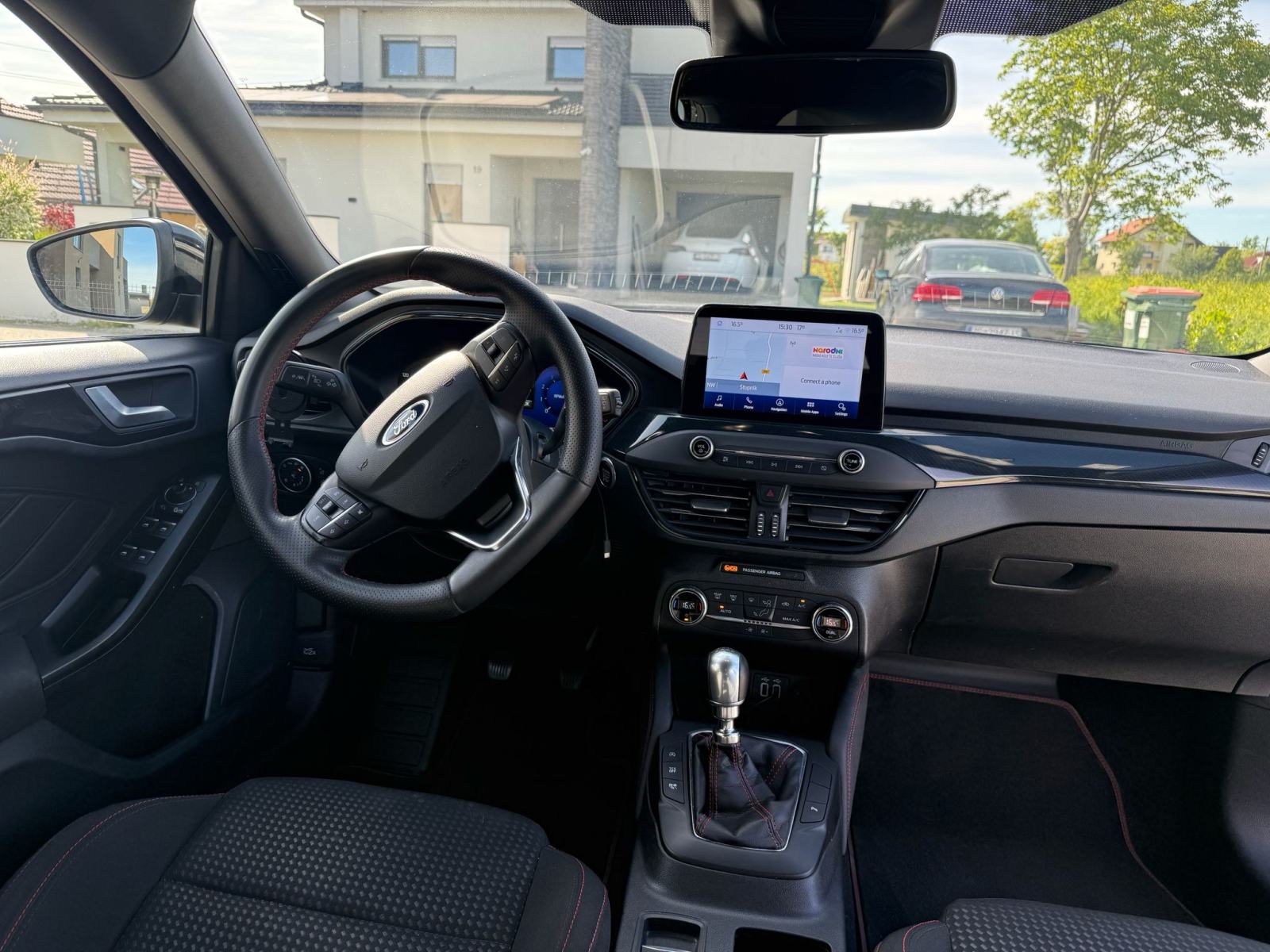 Ford Focus Karavan 1,0 ST-line 150.000km 114kW, fotografija 15