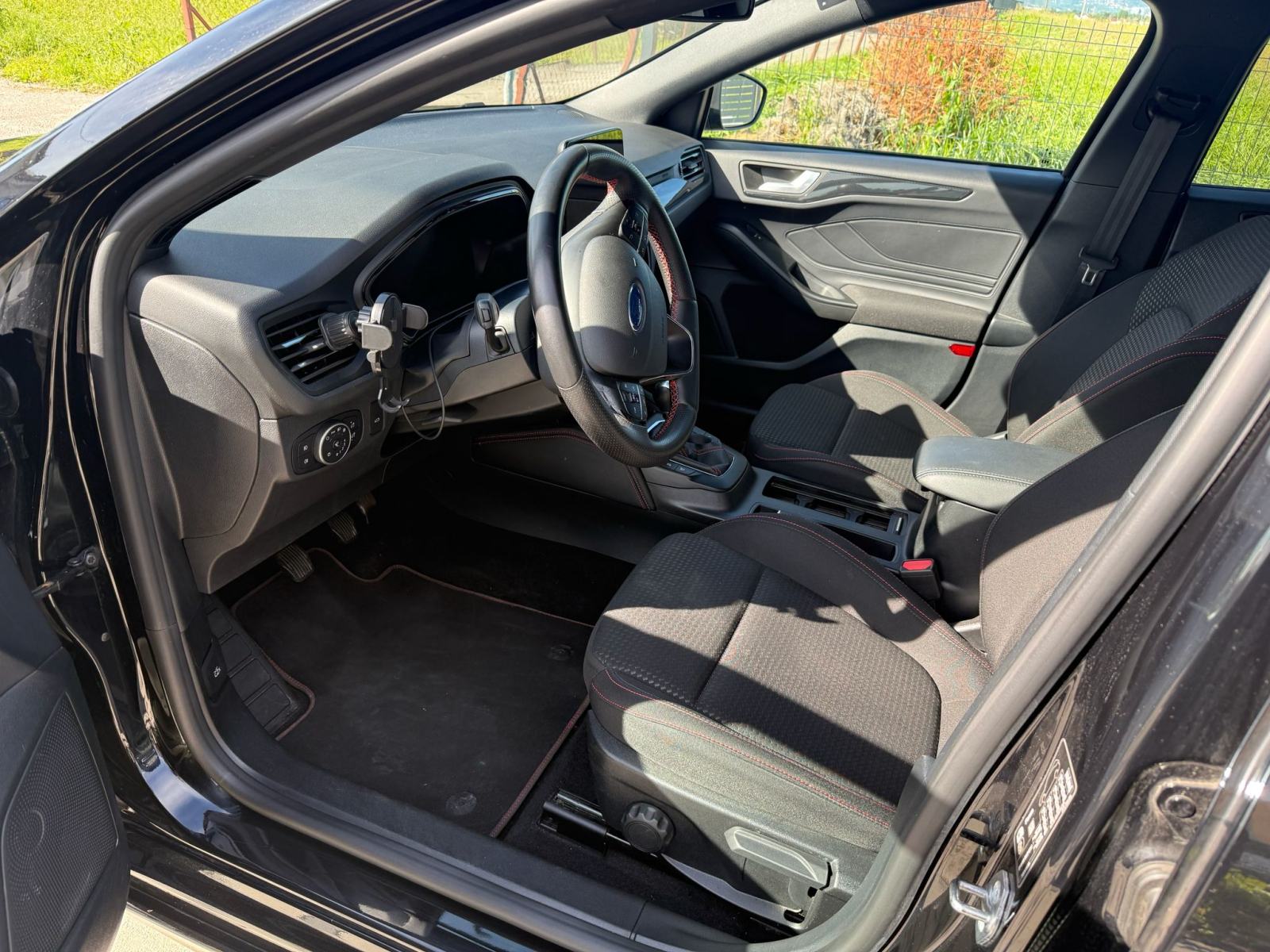 Ford Focus Karavan 1,0 ST-line 150.000km 114kW, fotografija 11