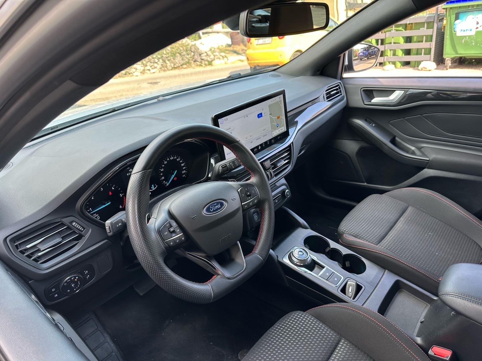 Ford Focus Karavan 1.5 TDCi STi Line, fotografija 11