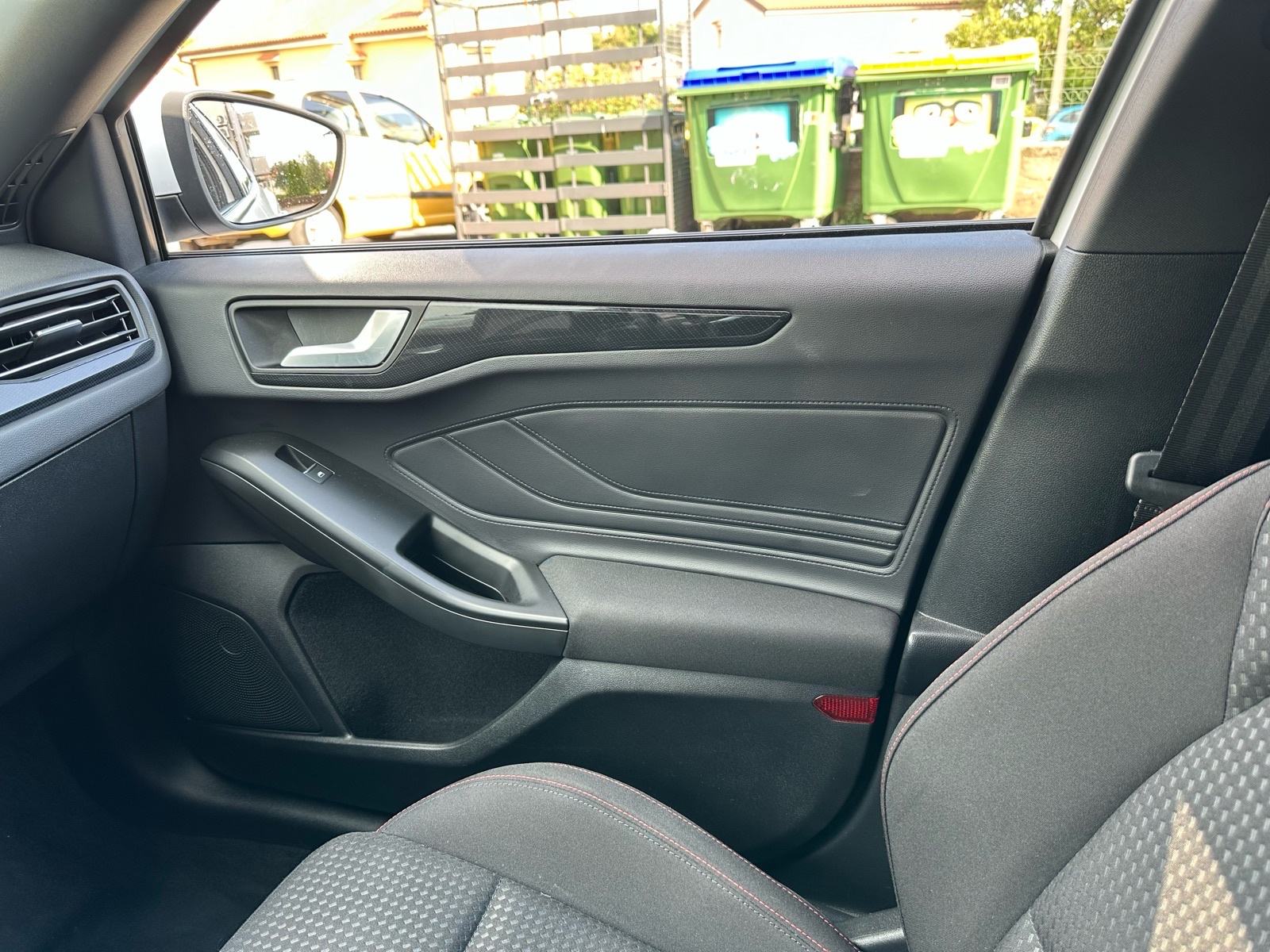 Ford Focus Karavan 1.5 TDCi STi Line, fotografija 18