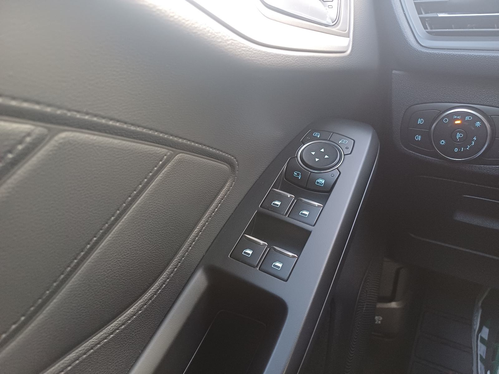Ford Focus Karavan 1,5 EcoBlue, fotografija 11