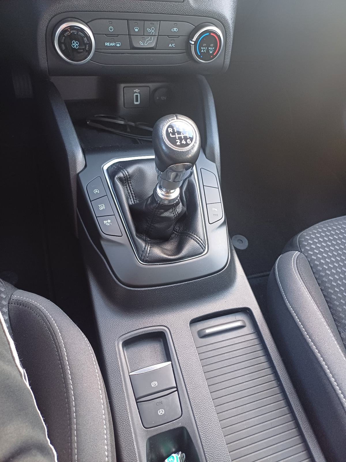 Ford Focus Karavan 1,5 EcoBlue, fotografija 10