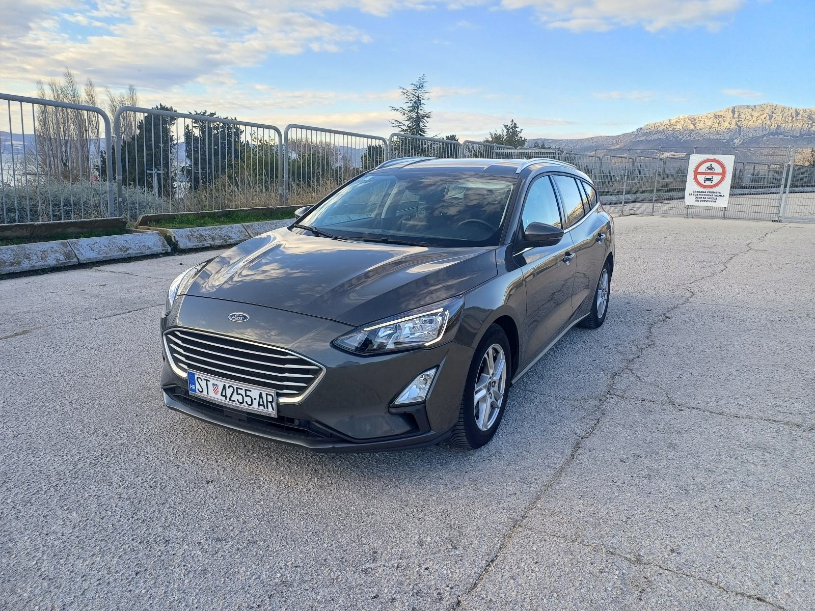 Ford Focus Karavan 1,5 EcoBlue, fotografija 5