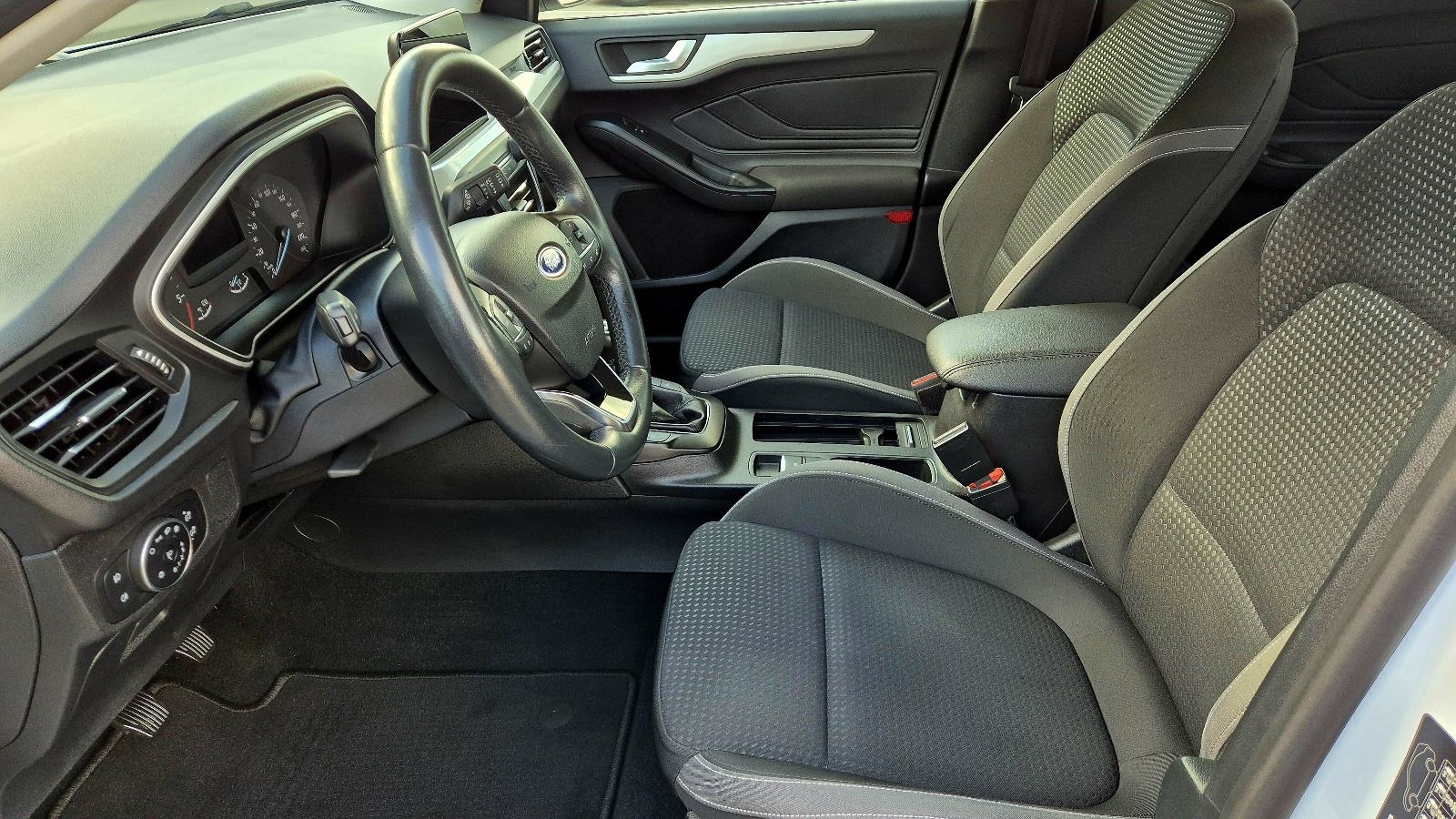 FORD FOCUS KAR.,HR AUTO, VLASNIK, VELIKI SERVIS, REG.01/2027.,ODLIČAN, fotografija 11