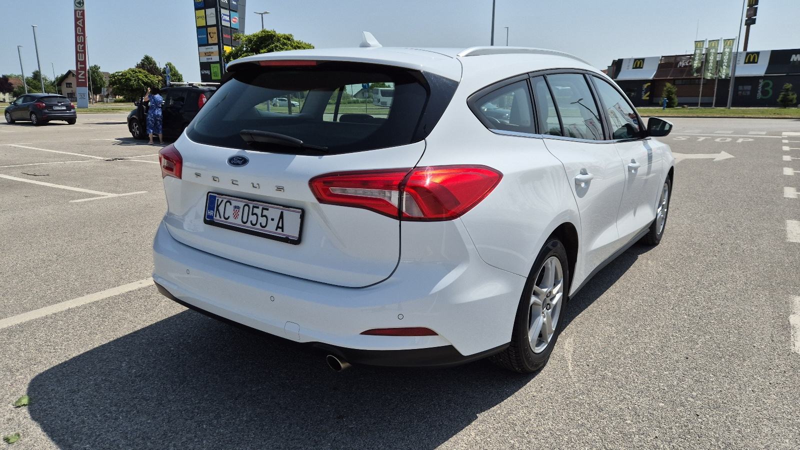 FORD FOCUS KAR.,HR AUTO, VLASNIK, VELIKI SERVIS, REG.01/2027.,ODLIČAN, fotografija 3