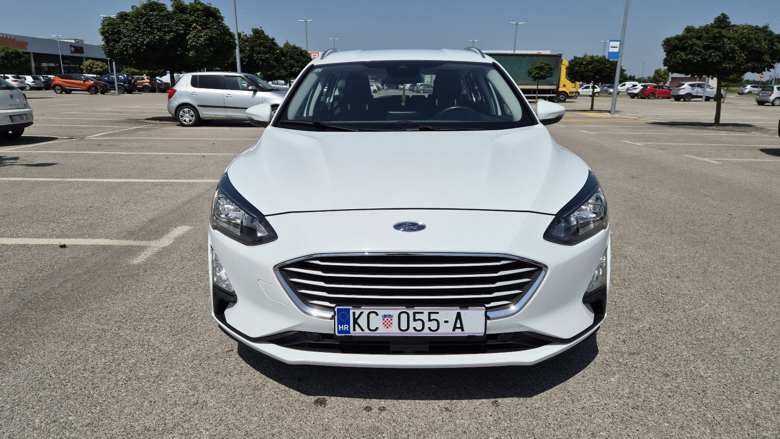 FORD FOCUS KAR.,HR AUTO, VLASNIK, VELIKI SERVIS, REG.01/2027.,ODLIČAN, fotografija 5