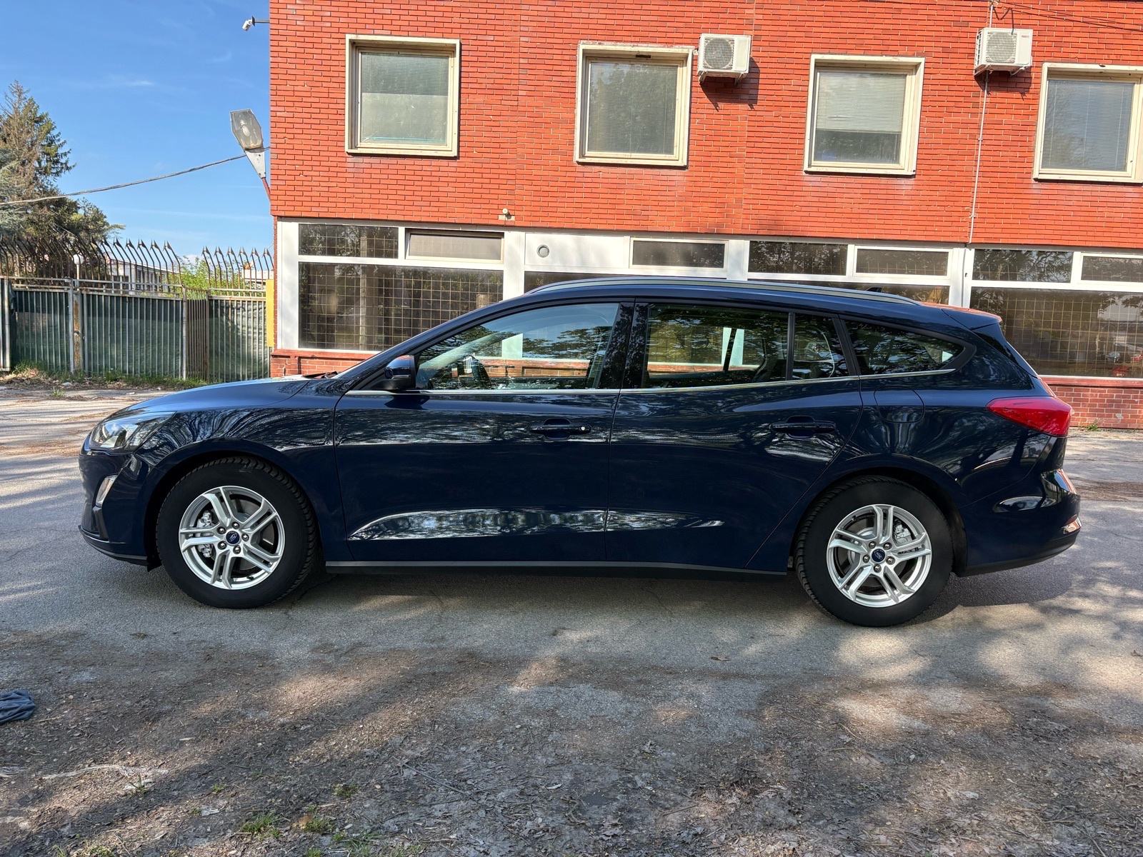 Ford Focus Karavan 1,5 EcoBlue, fotografija 4