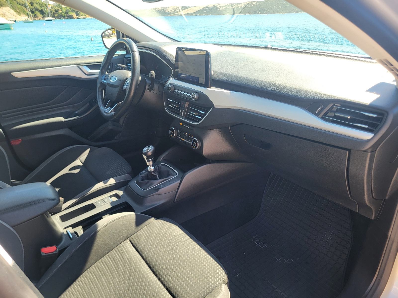 Ford Focus Karavan 1,5 TDci Cool & Connect, fotografija 10