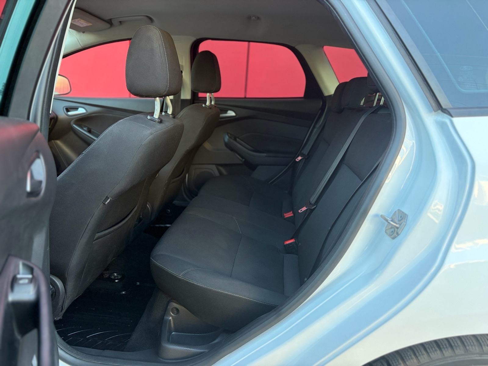 FORD FOCUS KARAVAN 1,5 TDCI EURO 6 KAO NOV!!!, fotografija 11