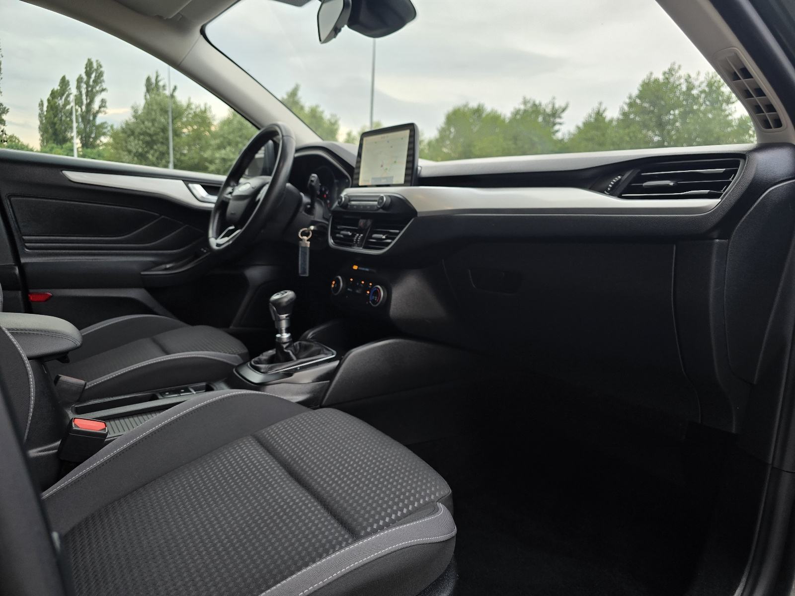 Ford Focus Karavan 1,5 Tdci / Kamera / Led / Navigacija /, fotografija 14