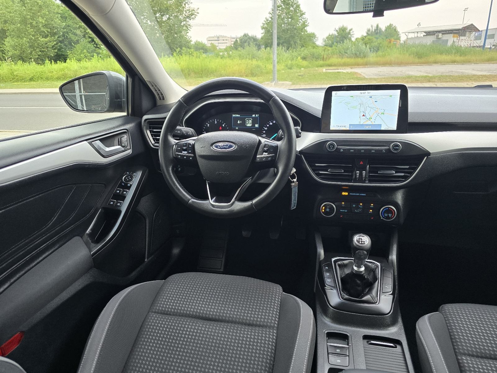 Ford Focus Karavan 1,5 Tdci / Kamera / Led / Navigacija /, fotografija 12
