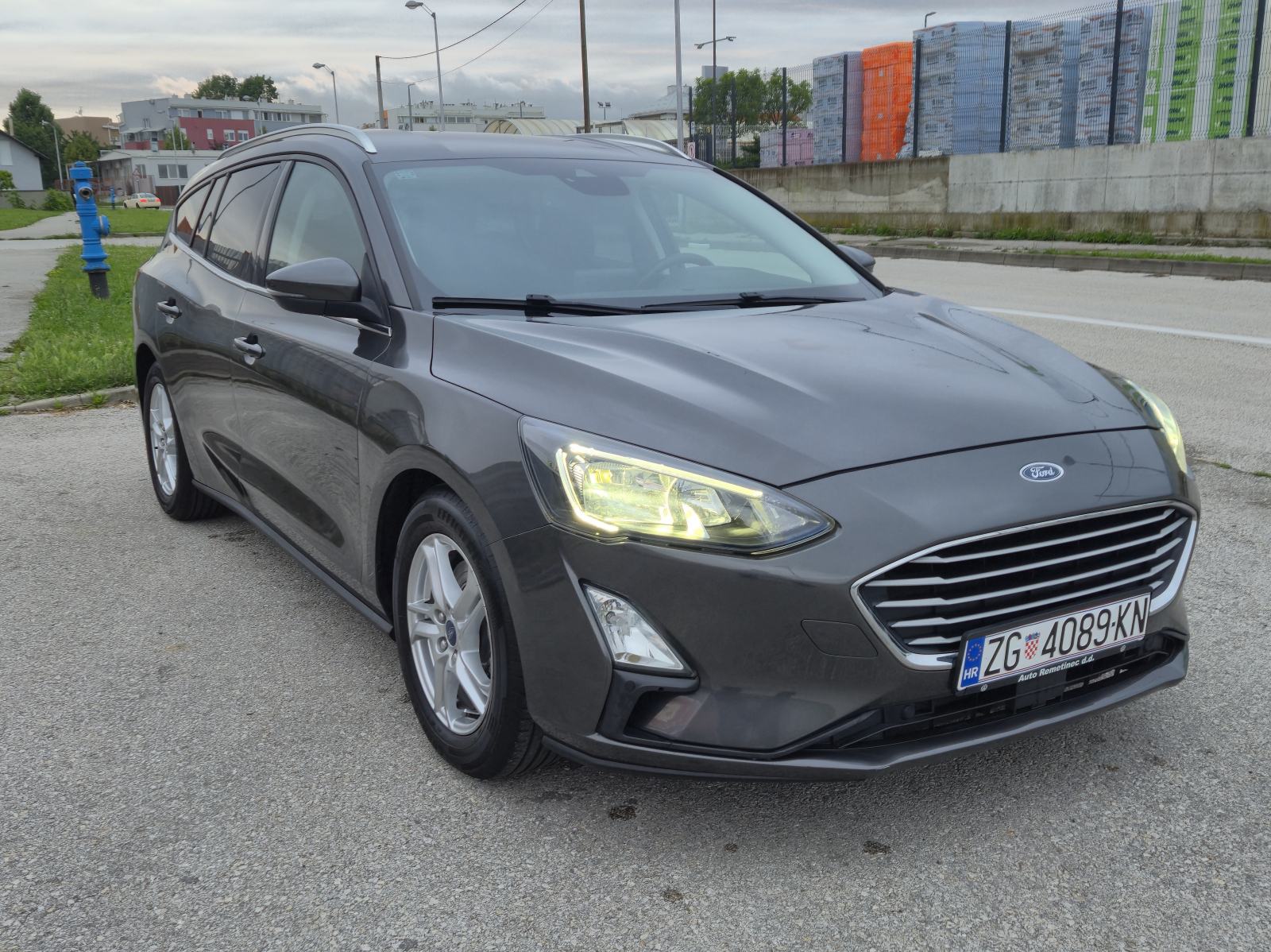 Ford Focus Karavan 1,5 TDCI*NAVIGACIJA*LED SVIJETLA*REG.07.MJ.2027.G*, fotografija 9