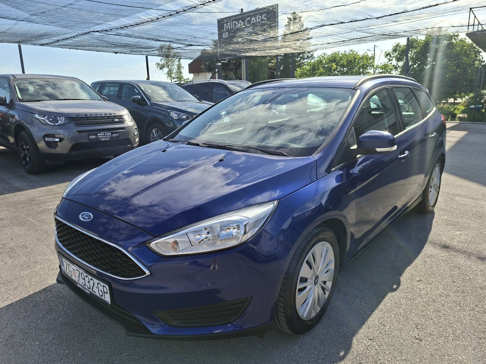 Ford Focus Karavan 1,5 TDCi-REG 1GOD-VEL.SERVIS-ODLIČAN, fotografija 15