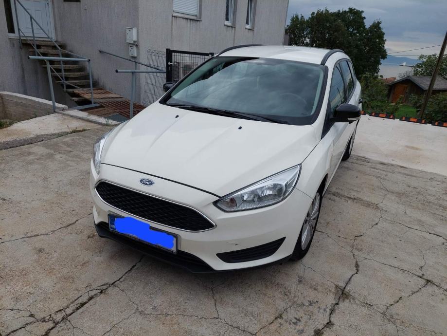 Ford Focus Karavan 1,5 TDCi - reg. do 3/2027 !, fotografija 7