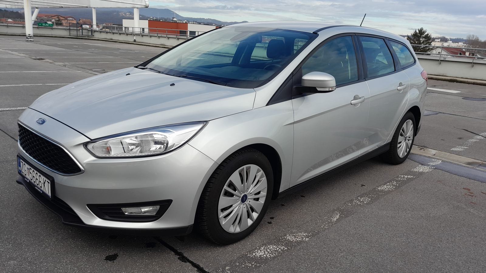 Ford Focus Karavan 1,5 TDCi TOP STANJE! VELIKA NAVIG., fotografija 17