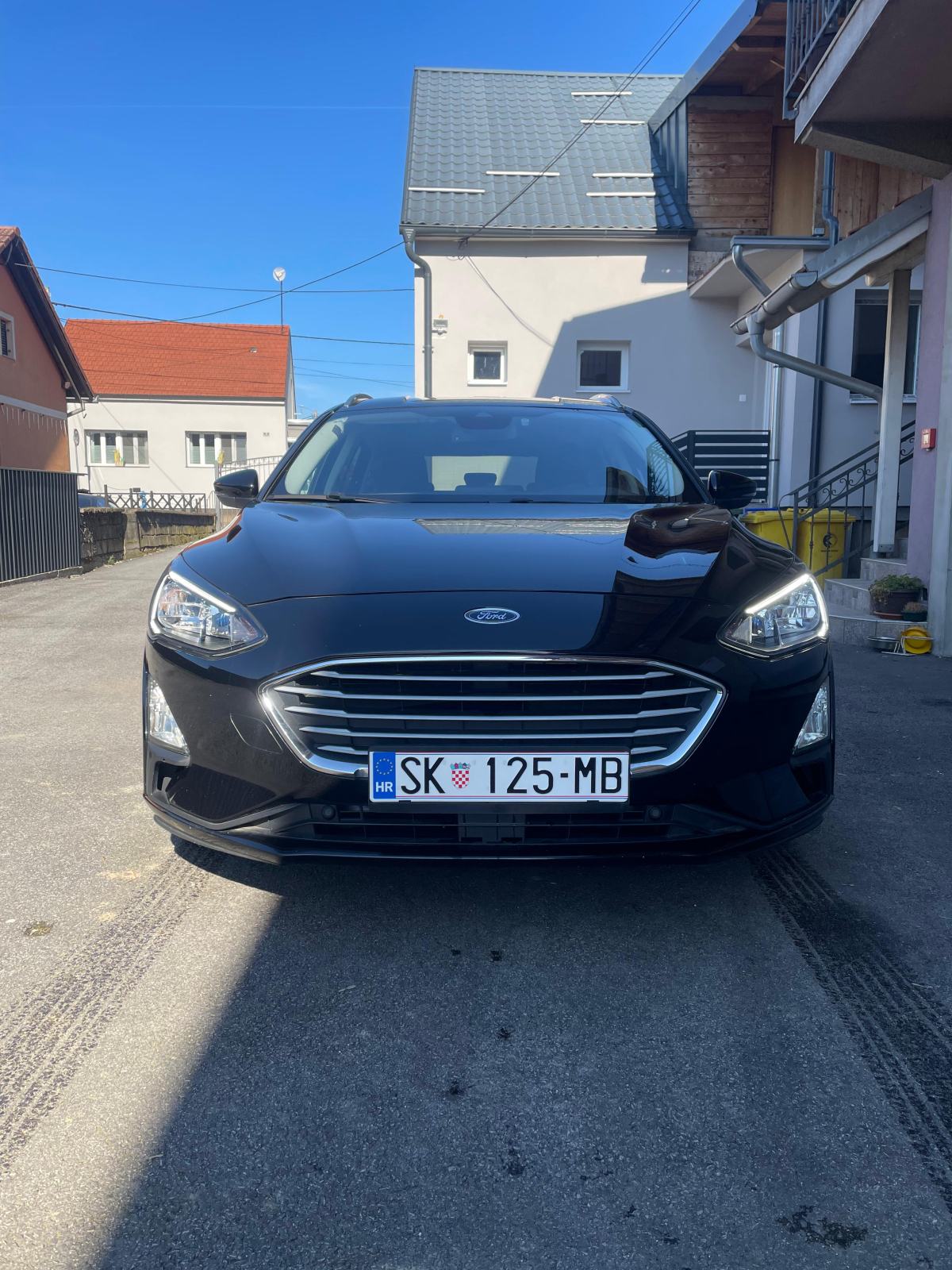 Ford Focus Karavan 1,5 EcoBlue TDCi, fotografija 2