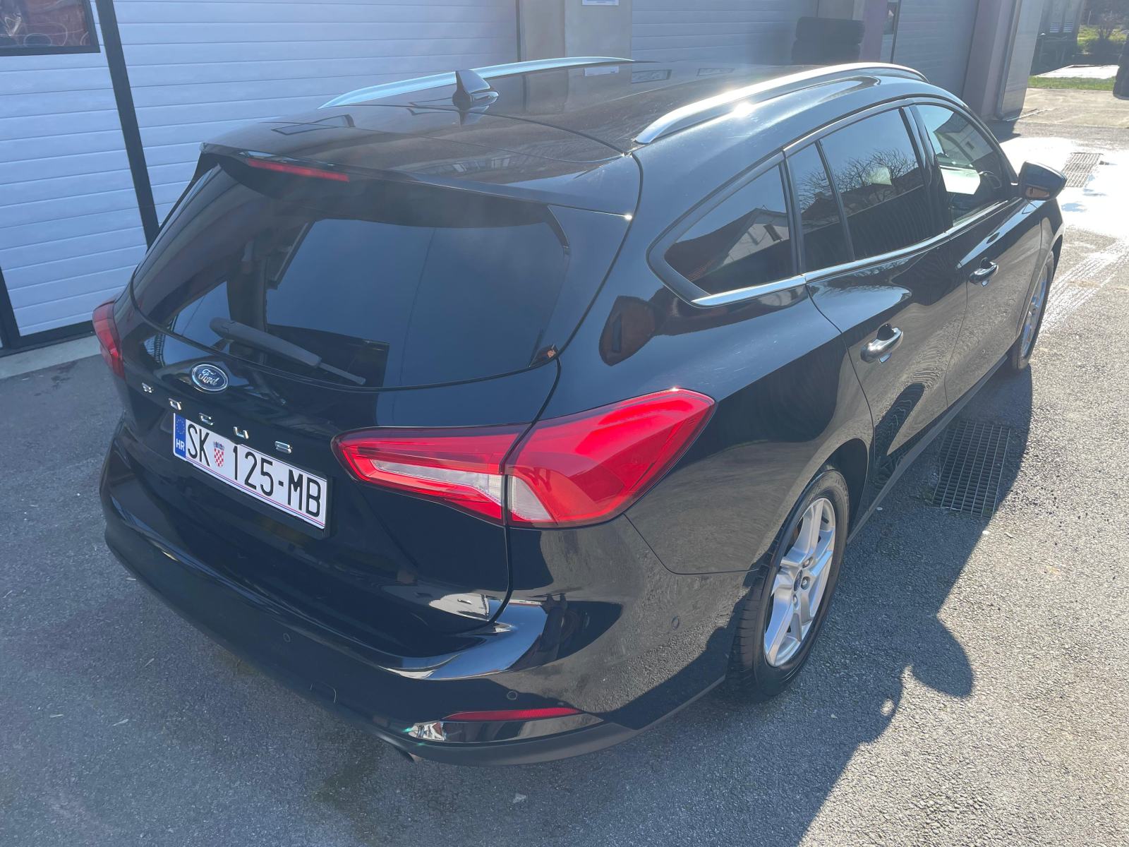 Ford Focus Karavan 1,5 EcoBlue TDCi, fotografija 8