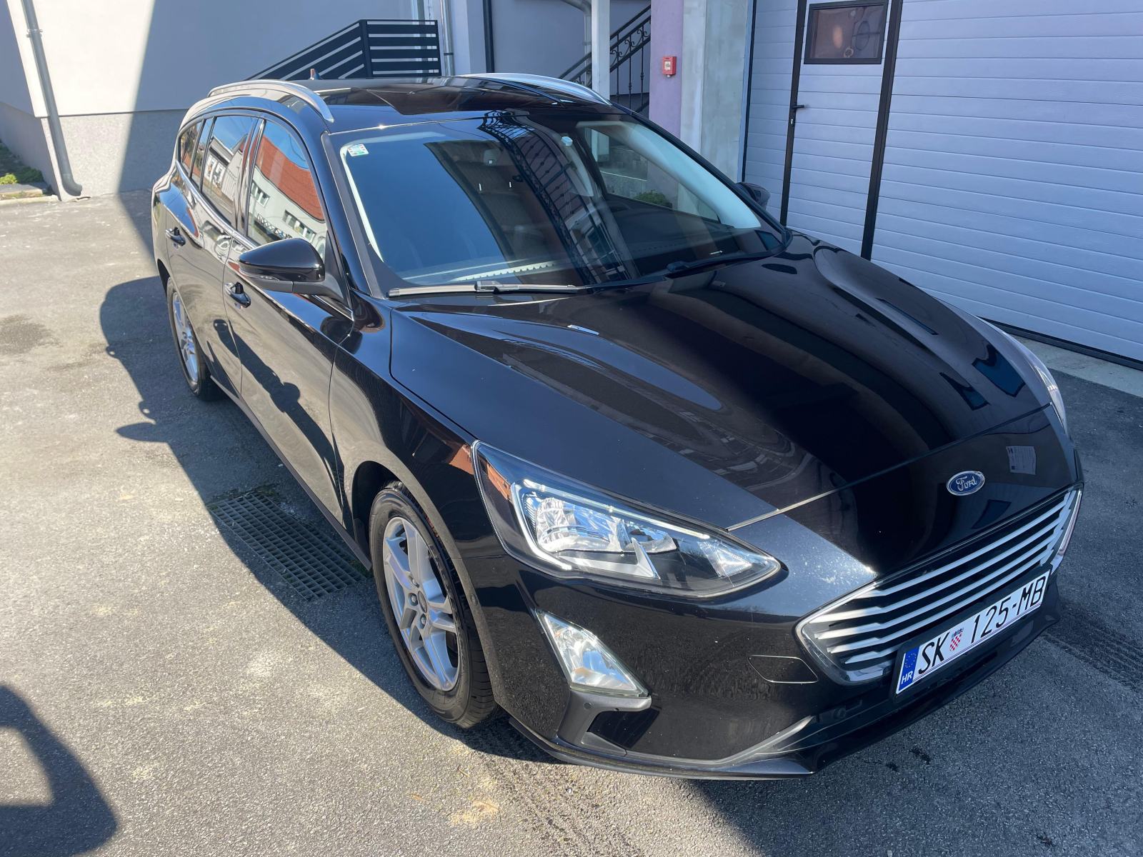 Ford Focus Karavan 1,5 EcoBlue TDCi, fotografija 3