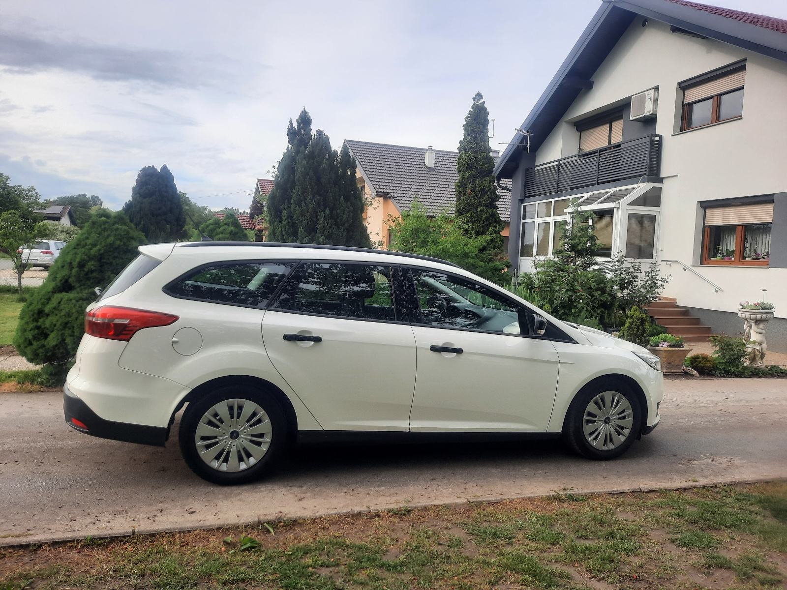 Ford Focus Karavan 1,5 TDCi, fotografija 4