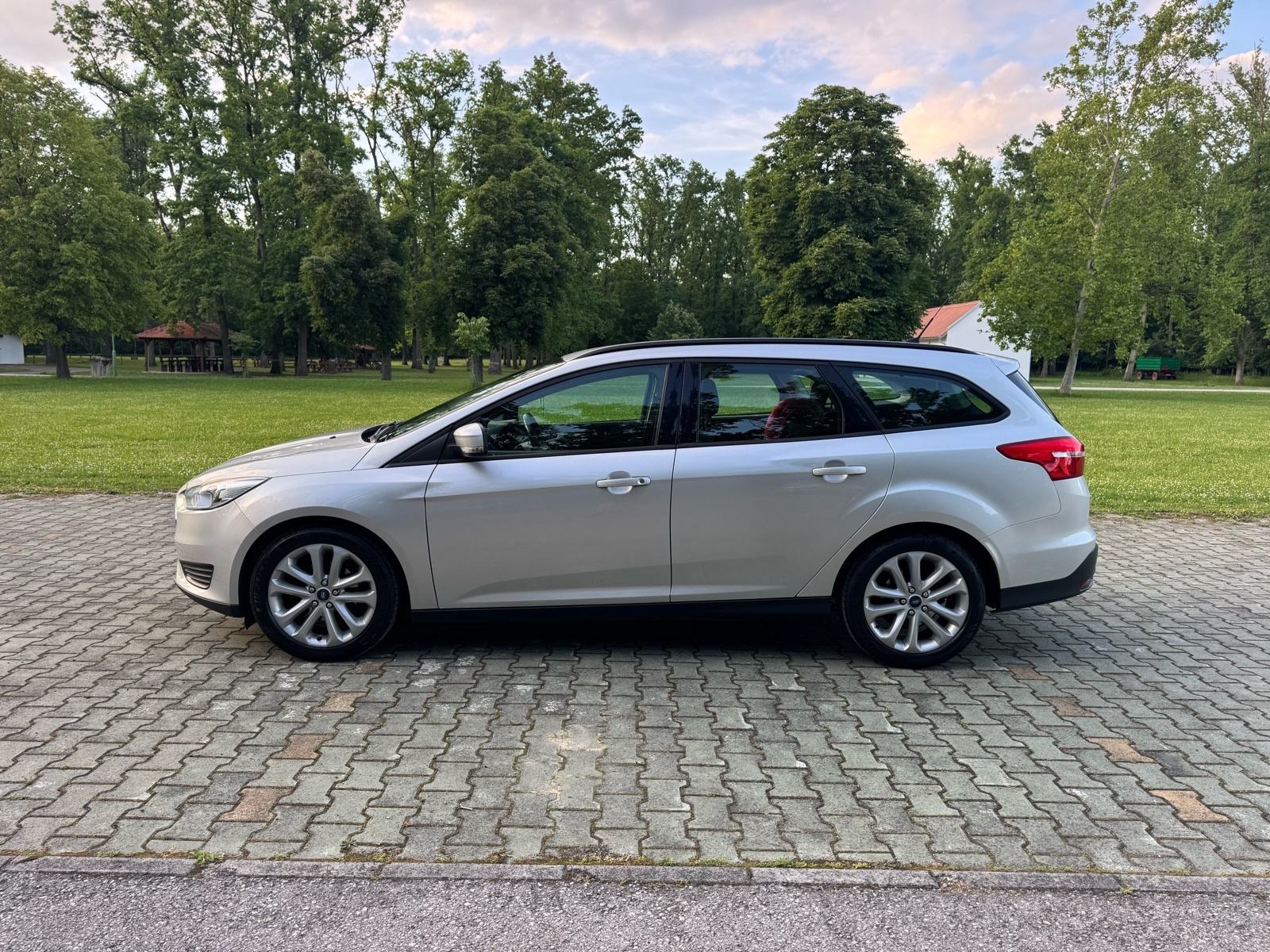 Ford Focus Karavan 1,5 TDCi, fotografija 3
