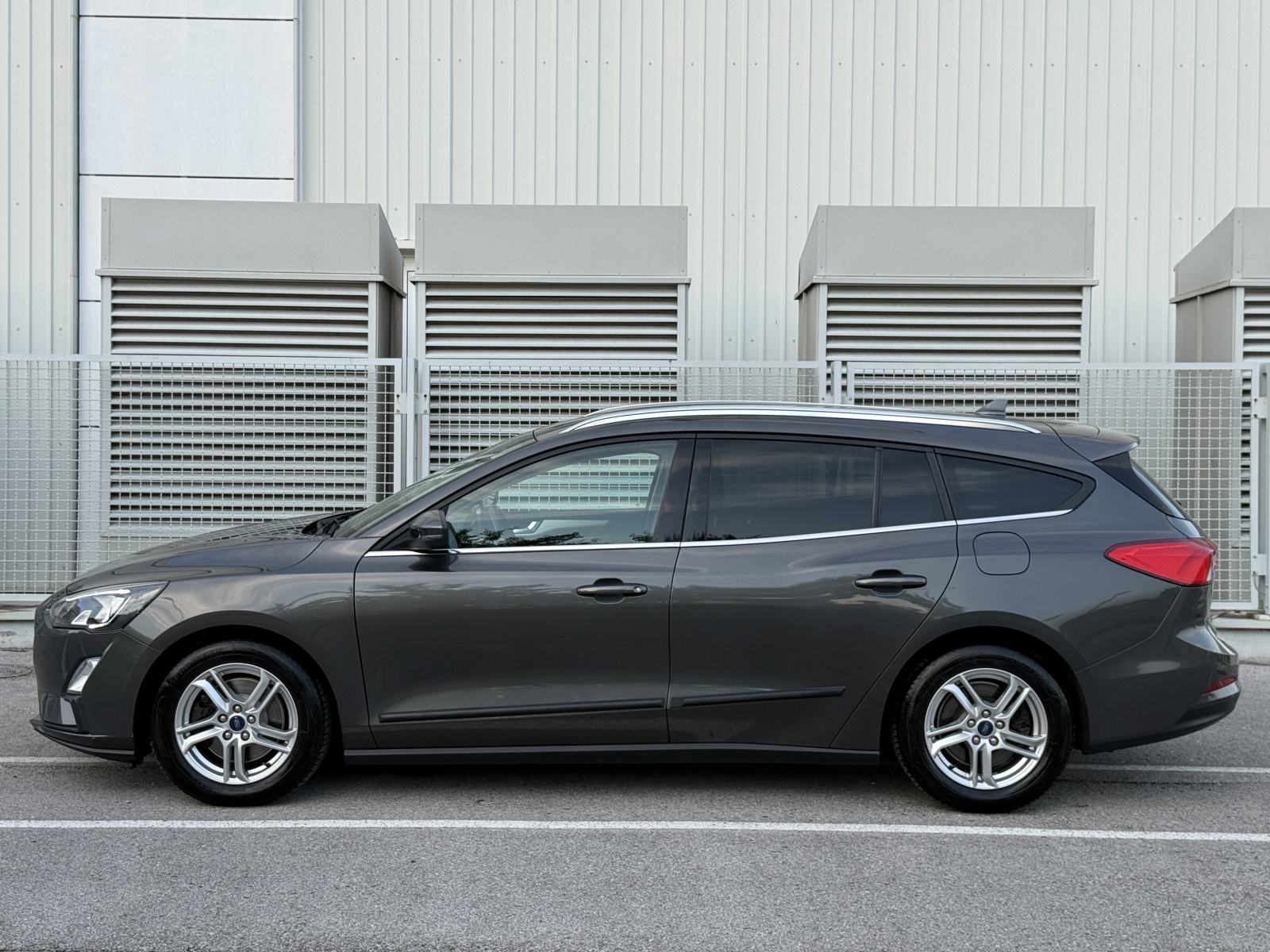 *Ford Focus Karavan 1,5 TDCi*129 000KM*2019 GODINA*SERVISNA*TOP STANJE, fotografija 9