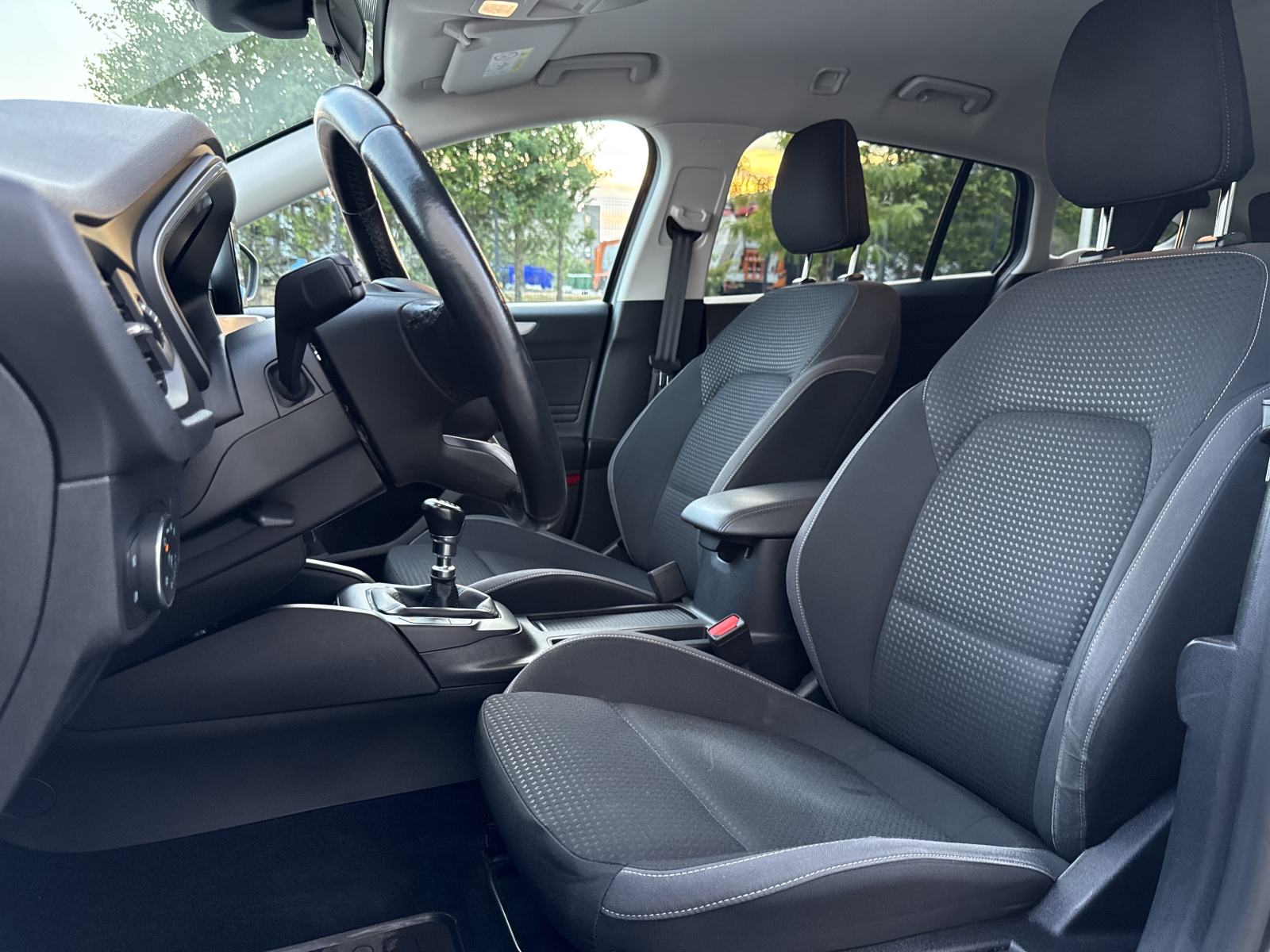 *Ford Focus Karavan 1,5 TDCi*129 000KM*2019 GODINA*SERVISNA*TOP STANJE, fotografija 10
