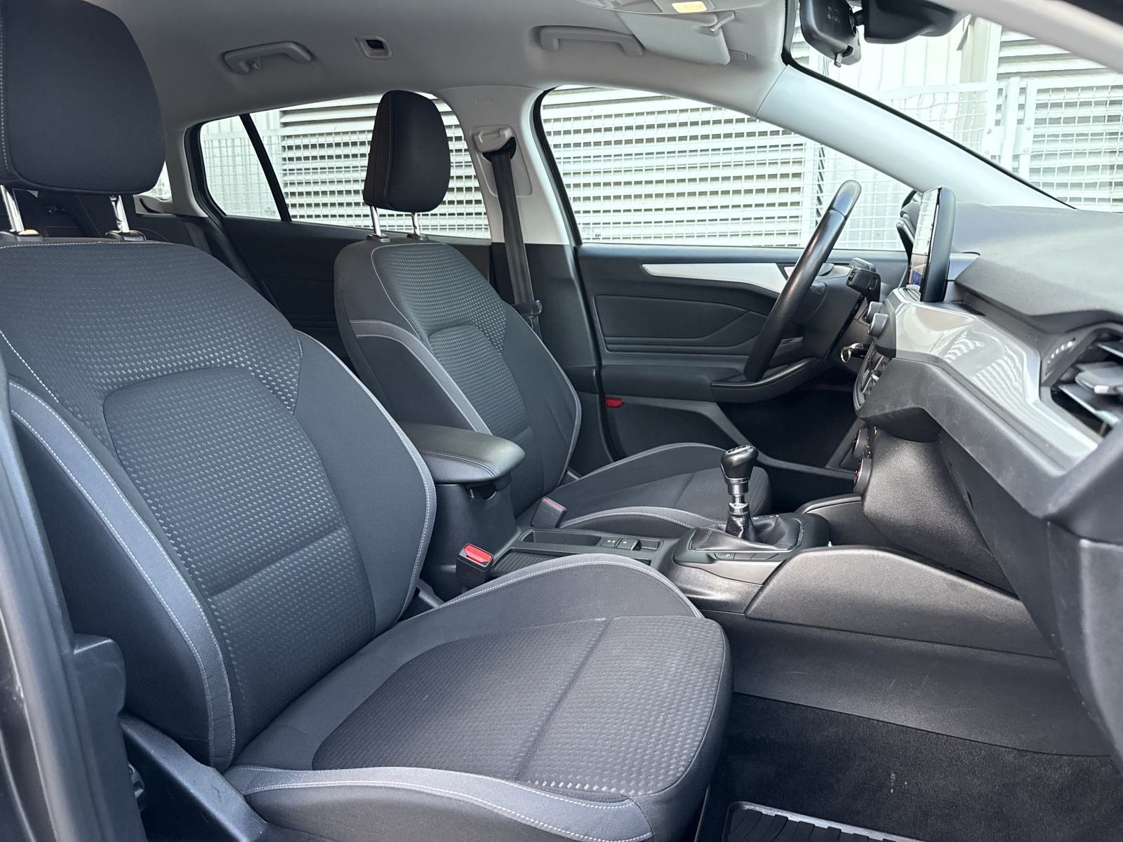 *Ford Focus Karavan 1,5 TDCi*129 000KM*2019 GODINA*SERVISNA*TOP STANJE, fotografija 14