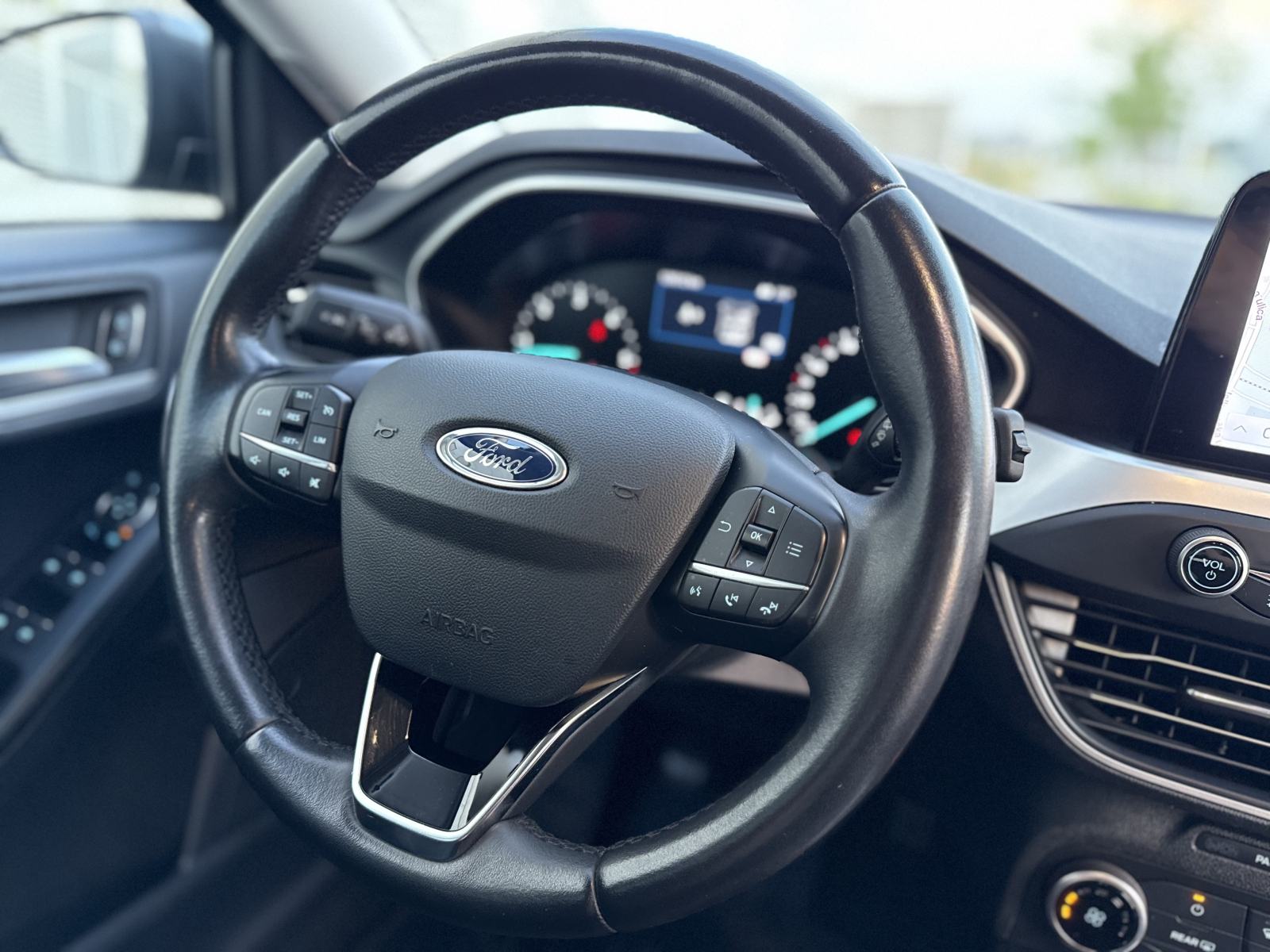 *Ford Focus Karavan 1,5 TDCi*129 000KM*2019 GODINA*SERVISNA*TOP STANJE, fotografija 20