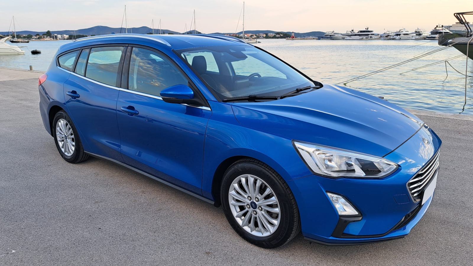Ford Focus Karavan 1,5 TDCi 2019god *Automatik*, *SERVIS*, fotografija 12