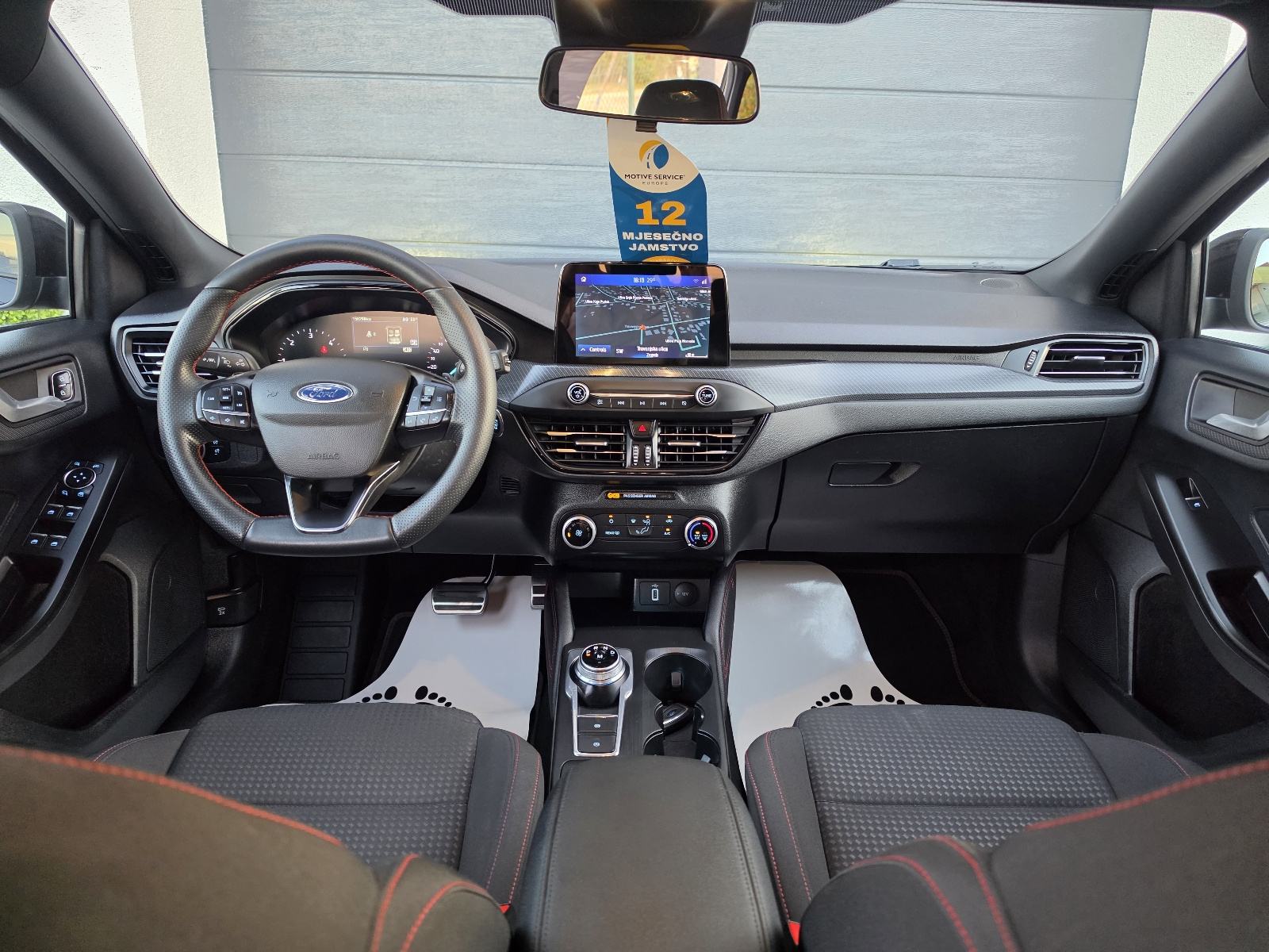 Ford Focus Karavan 1,5 TDCi ST-LINE AUT. FULL LED NAVI **GARANCIJA**, fotografija 10