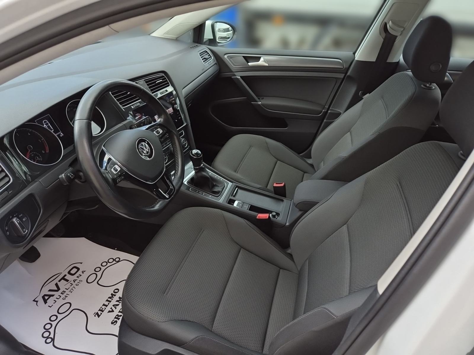 VW Golf 7 1.6TDI 1.VLASNIK TOP STANJE CJENA JE SA PDV, fotografija 5