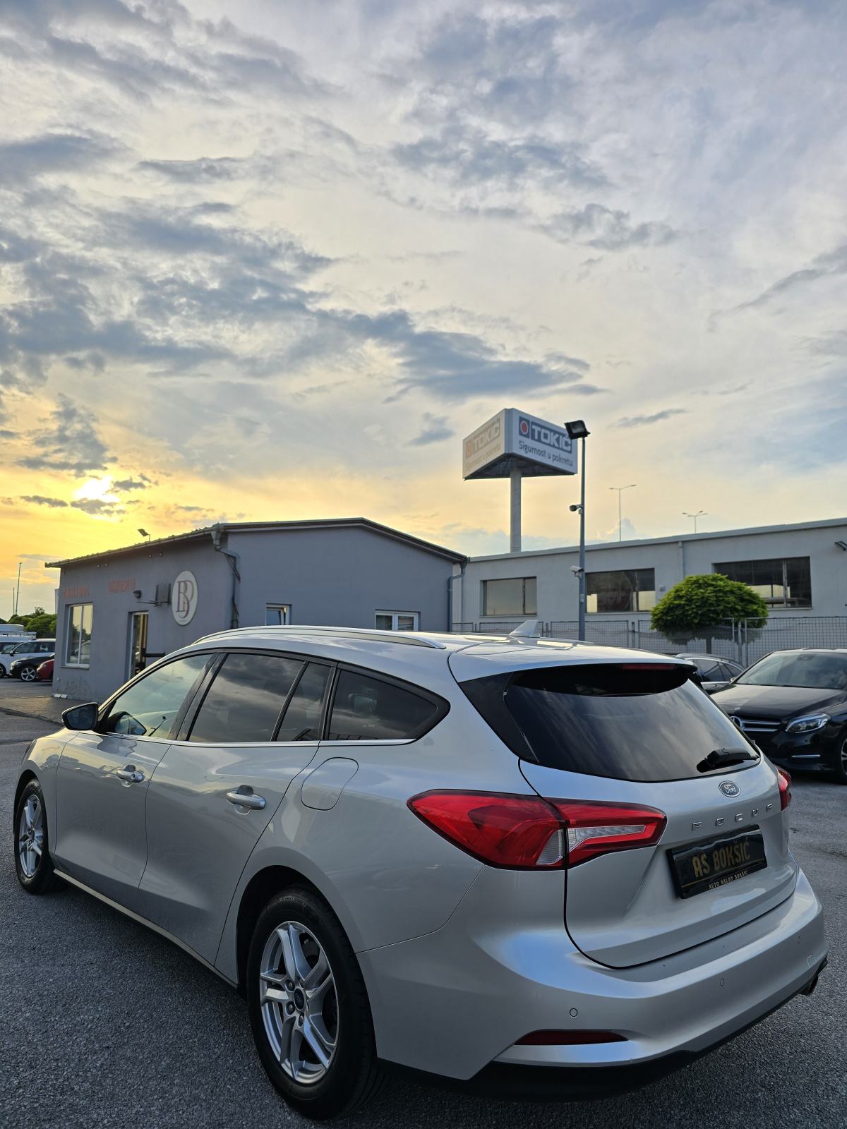 FORD FOCUS KARAVAN 1.5D * AUTOMATIK * 2020.GOD. * ODLIČNO STANJE *, fotografija 3