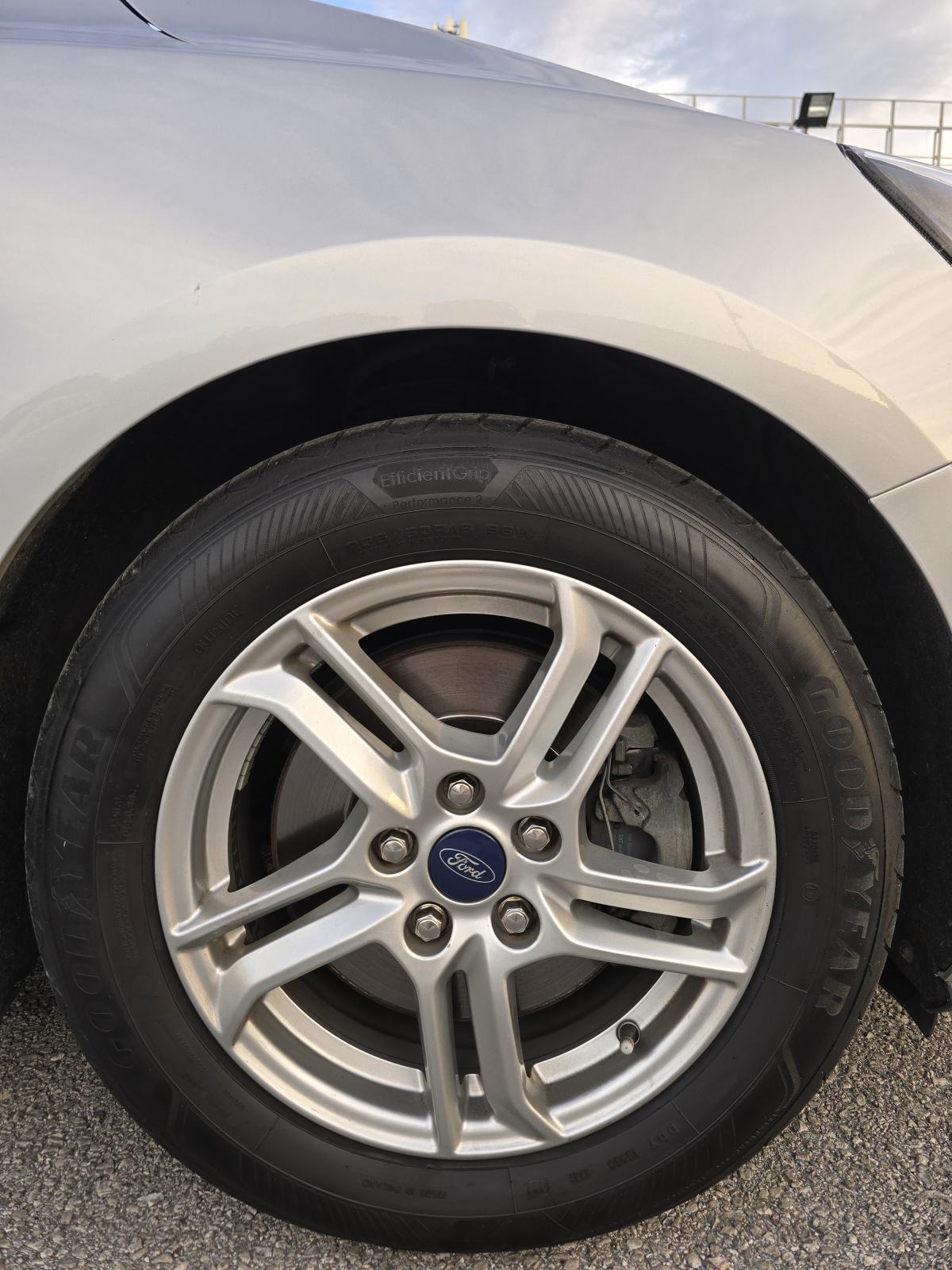 FORD FOCUS KARAVAN 1.5D * AUTOMATIK * 2020.GOD. * ODLIČNO STANJE *, fotografija 11