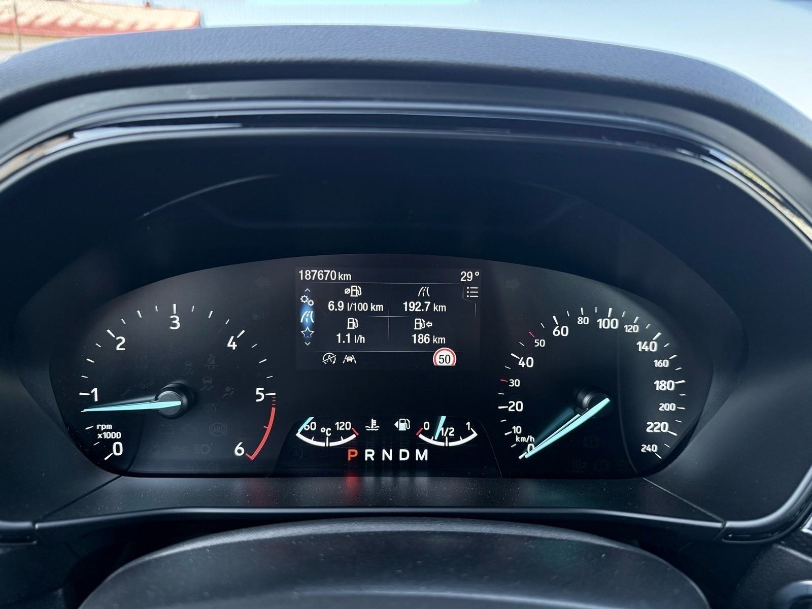 Ford Focus Karavan 1.5d Automatik - ST LINE - 2019.g. Ekstra stanje, fotografija 14