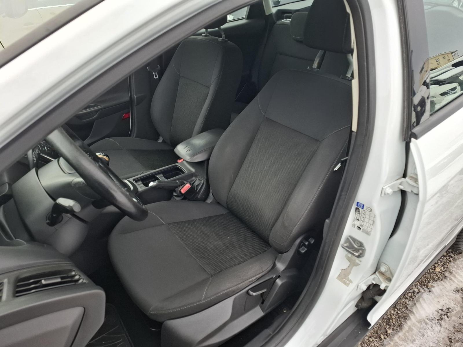 Ford Focus Karavan 1.5TDCi ++mj.rata 62€ / 1VL. /HR AUTO / u PDV-u++, fotografija 10