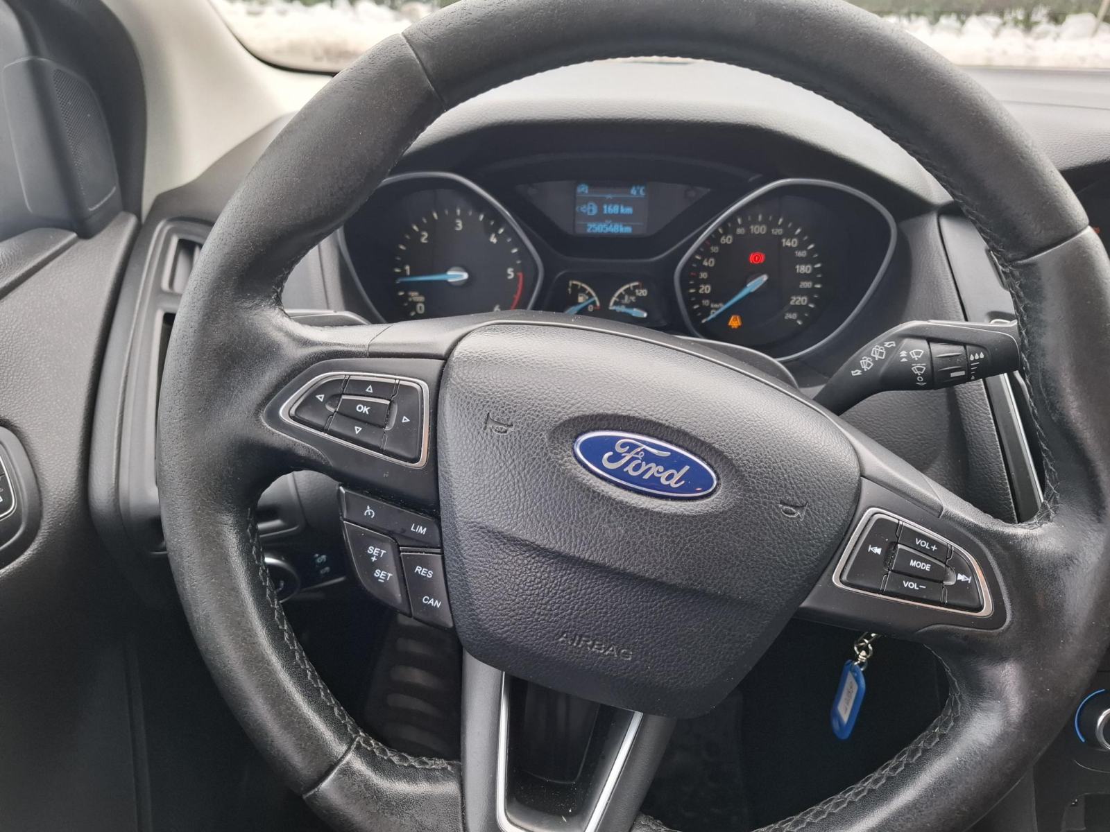 Ford Focus Karavan 1.5TDCi ++mj.rata 62€ / 1VL. /HR AUTO / u PDV-u++, fotografija 13