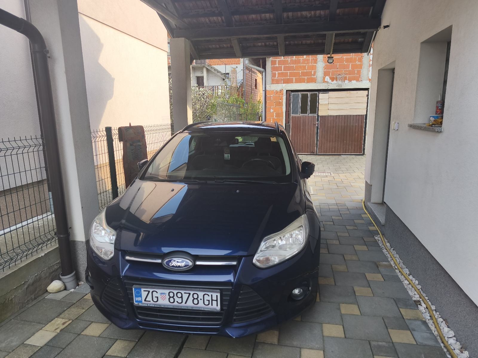 Ford Focus Karavan 1.6 tdci-registriran godinu dana, pogled izvana - slika 1