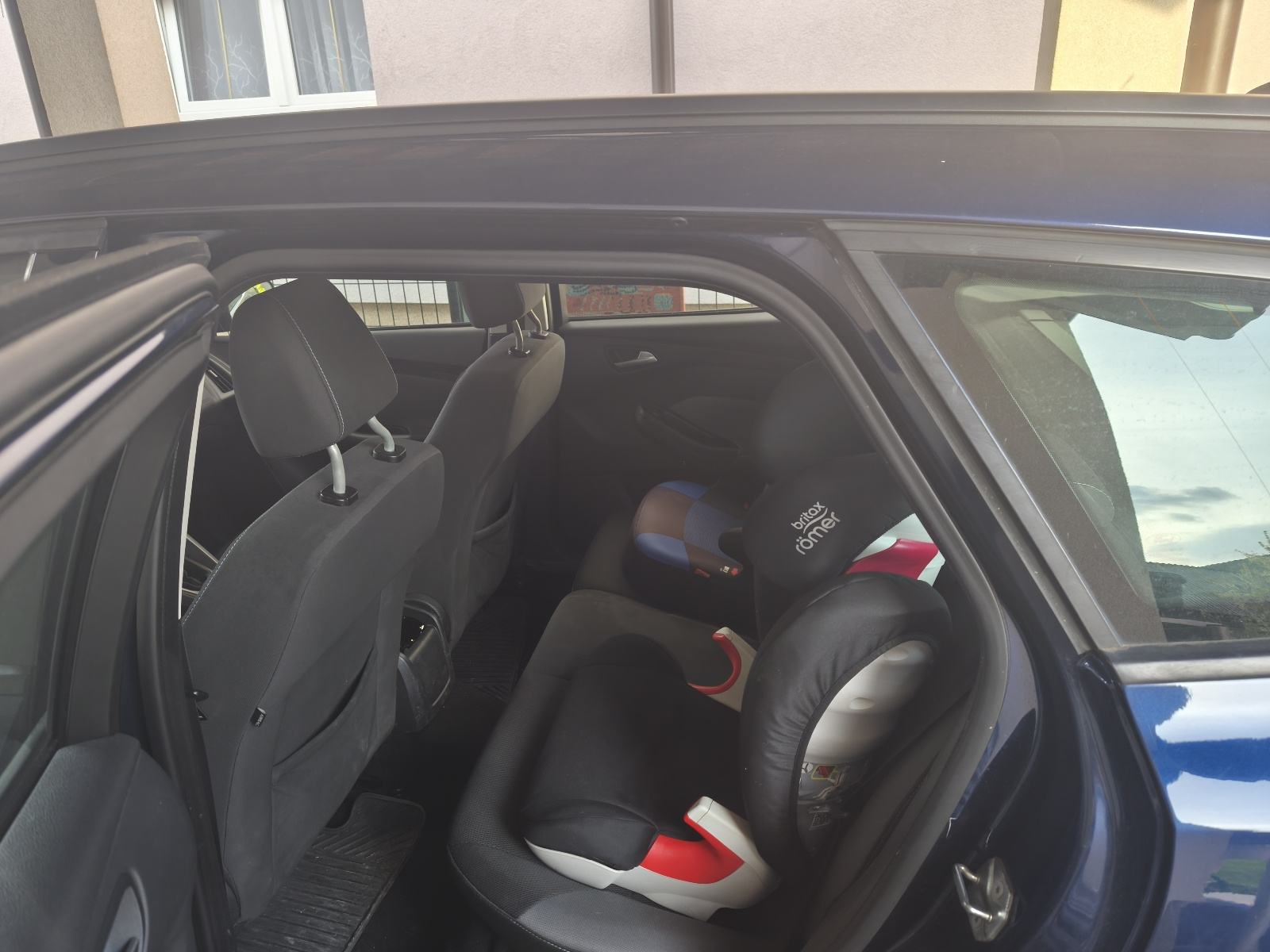 Ford Focus Karavan 1.6 tdci-registriran godinu dana, pogled izvana - slika 3