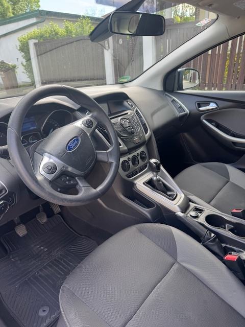 Ford Focus Karavan 1,6 odlično stanje. 129.000 km REG DO 7/2027, fotografija 9