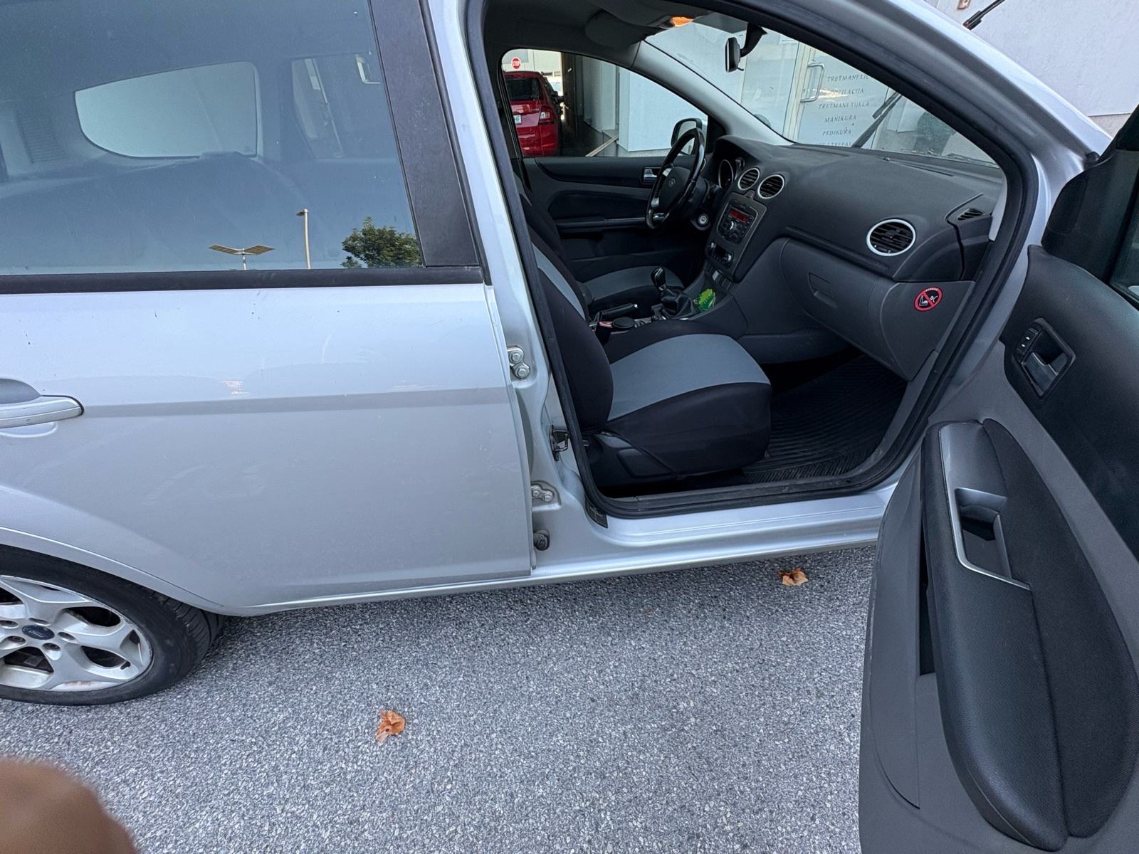 Ford Focus Karavan 1,6, fotografija 8